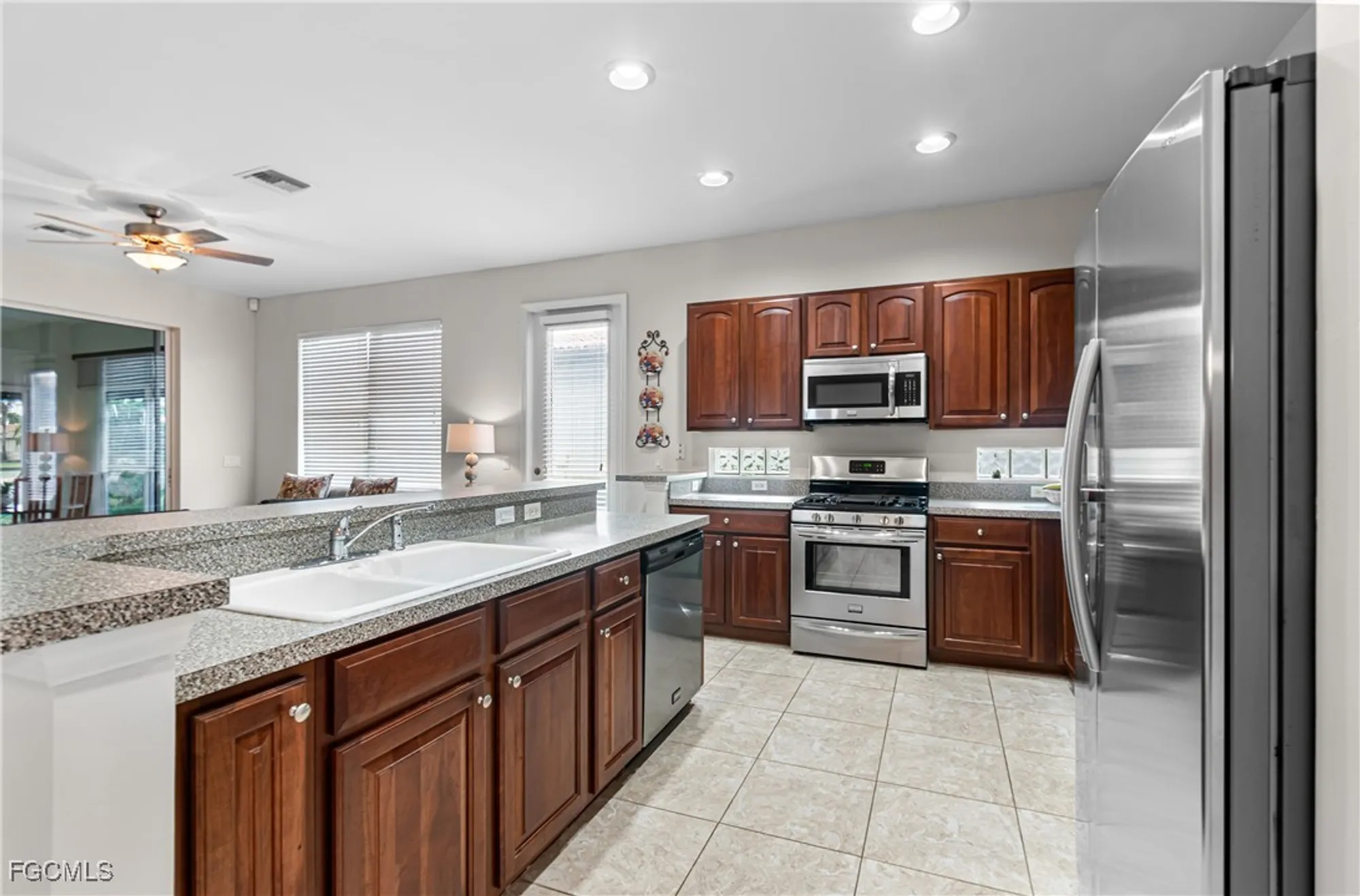 Property Slideshow image 6 of 45 | 10663 avila cir, Fort Myers, FL, 33913