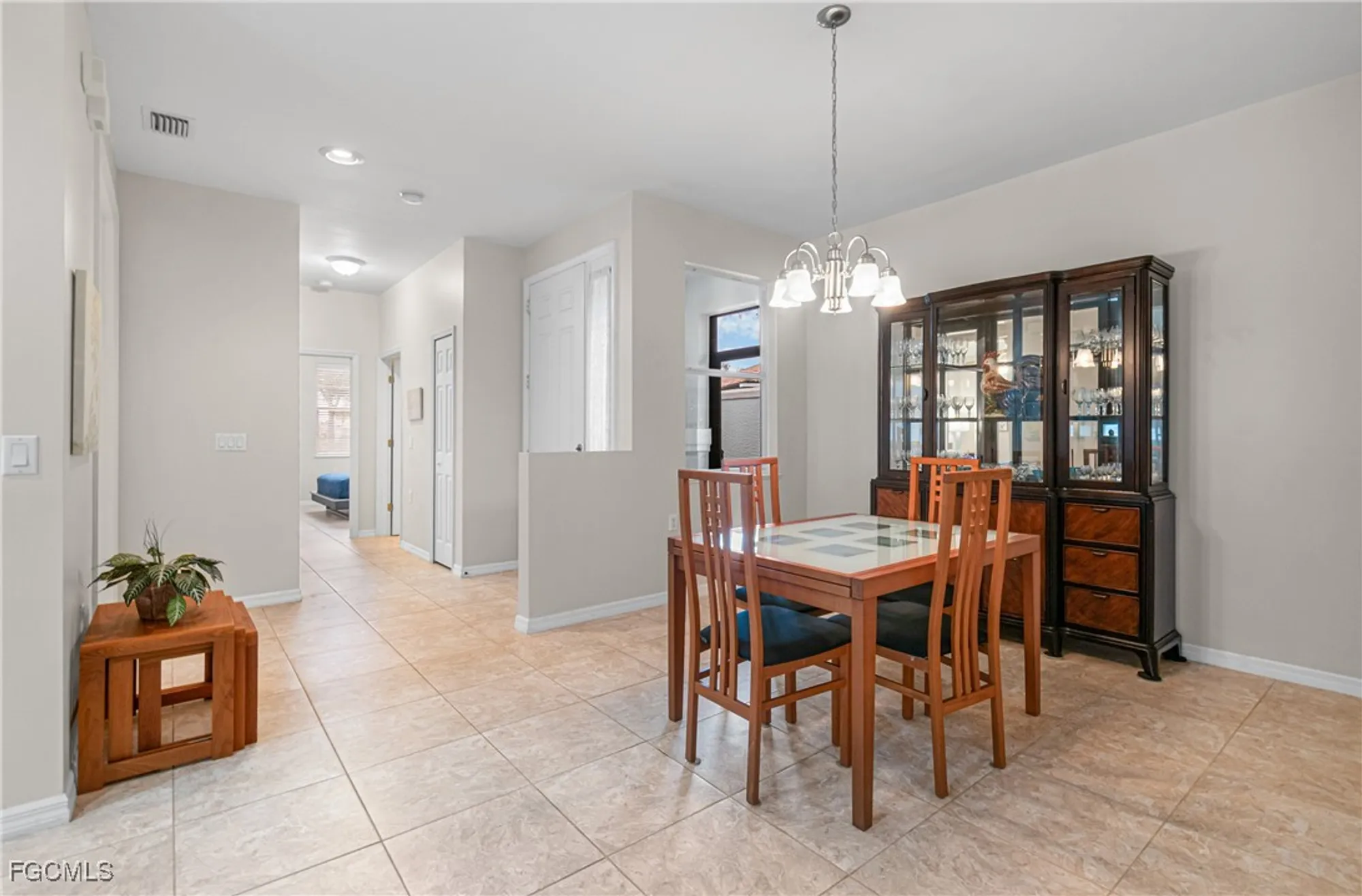 Property Slideshow image 9 of 45 | 10663 avila cir, Fort Myers, FL, 33913