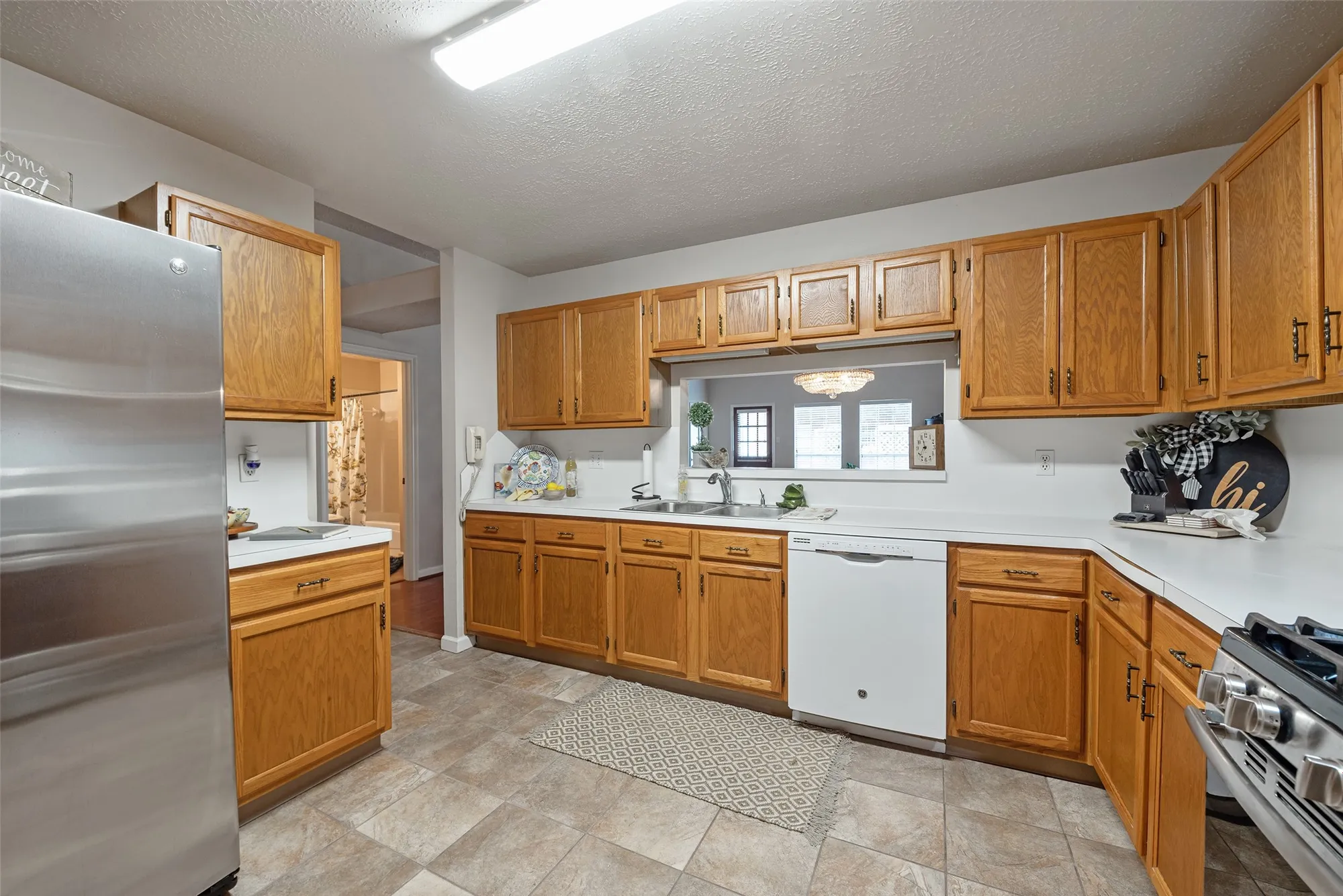 Property Slideshow image 16 of 46 | 3310 country meadows ct, Pearland, TX, 77584