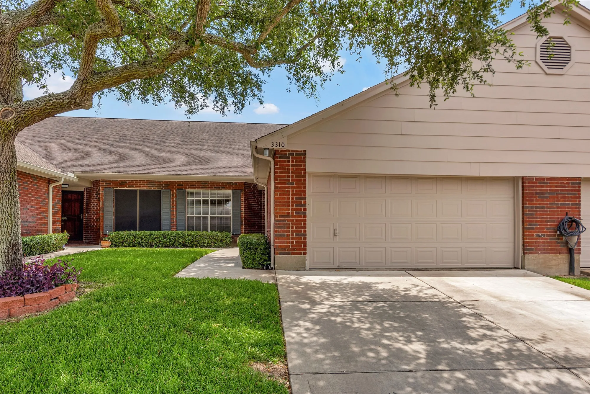 Property Slideshow image 1 of 46 | 3310 country meadows ct, Pearland, TX, 77584