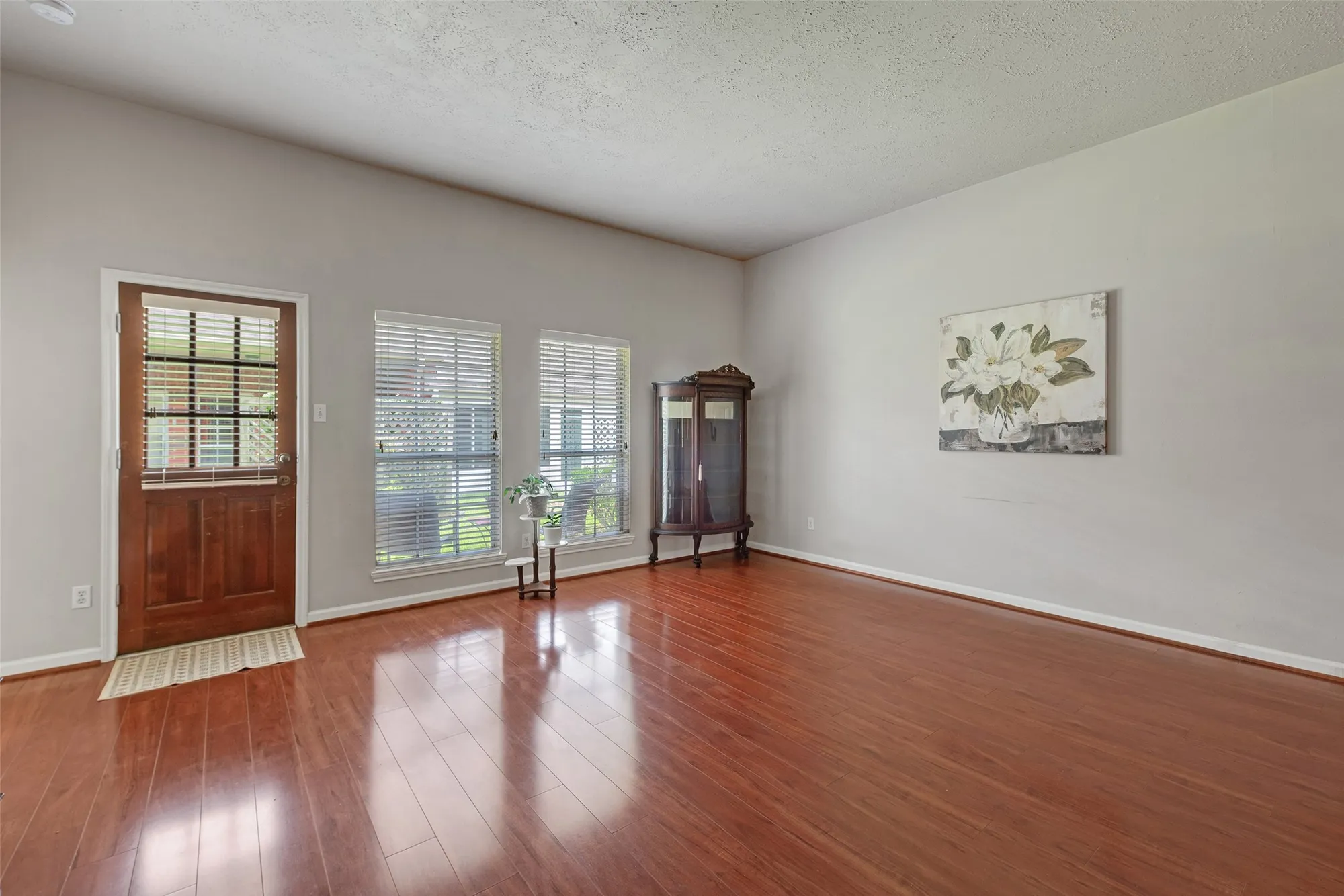 Property Slideshow image 12 of 46 | 3310 country meadows ct, Pearland, TX, 77584