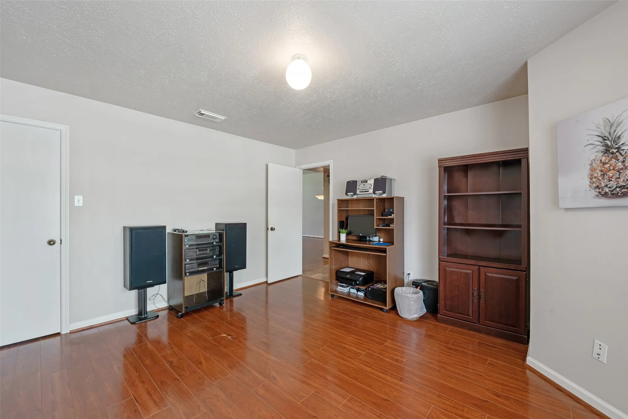 Property Slideshow image 30 of 46 | 3310 country meadows ct, Pearland, TX, 77584