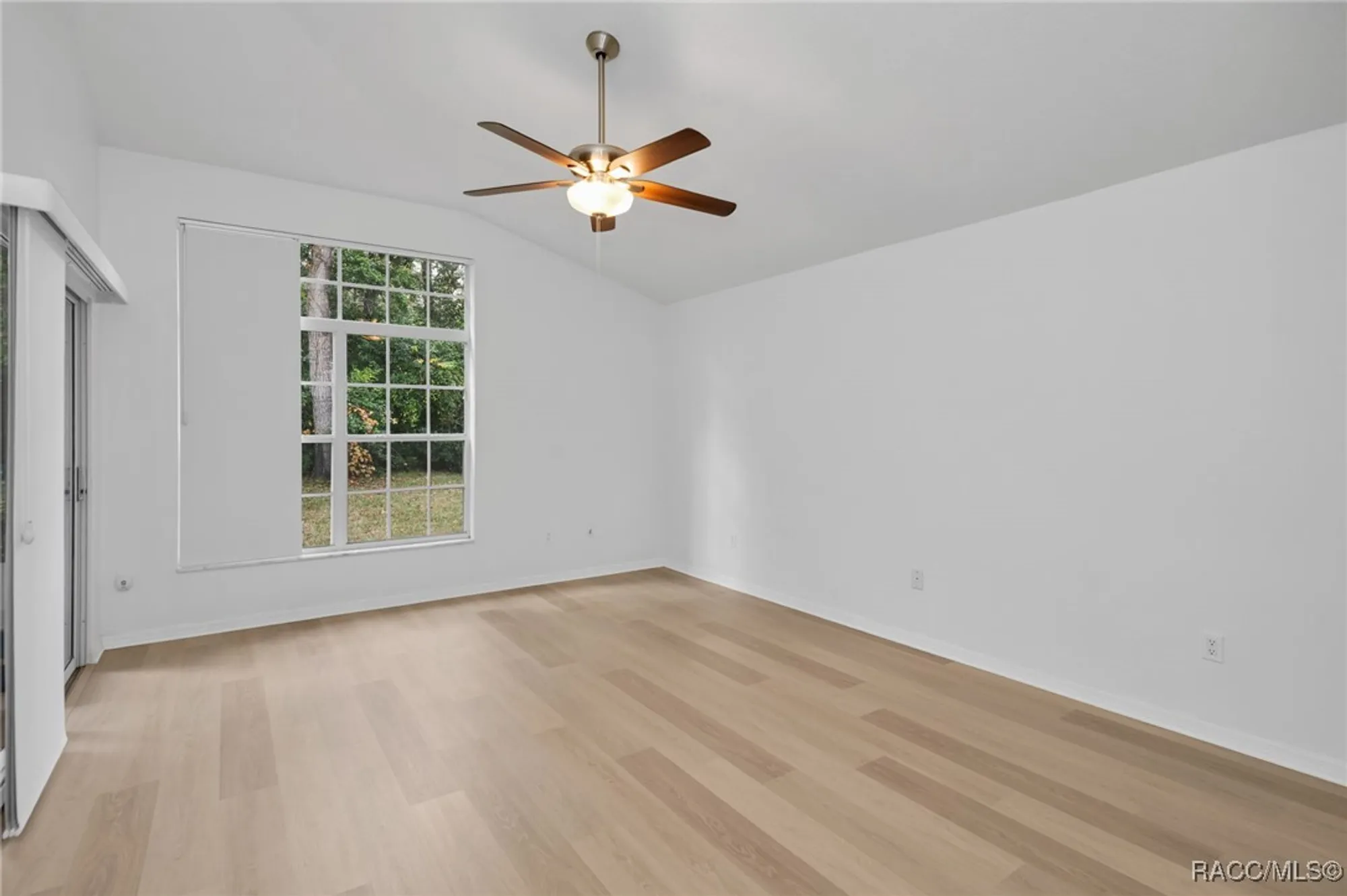 Property Slideshow image 19 of 47 | 36 w byrsonima loop, Homosassa, FL, 34446