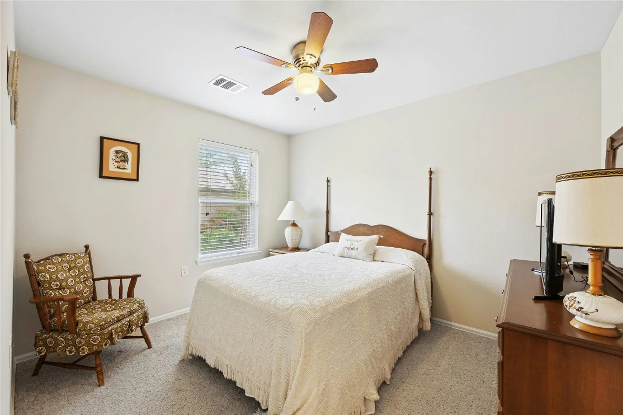Property Slideshow image 21 of 27 | 104 monument hill trl, Georgetown, TX, 78633