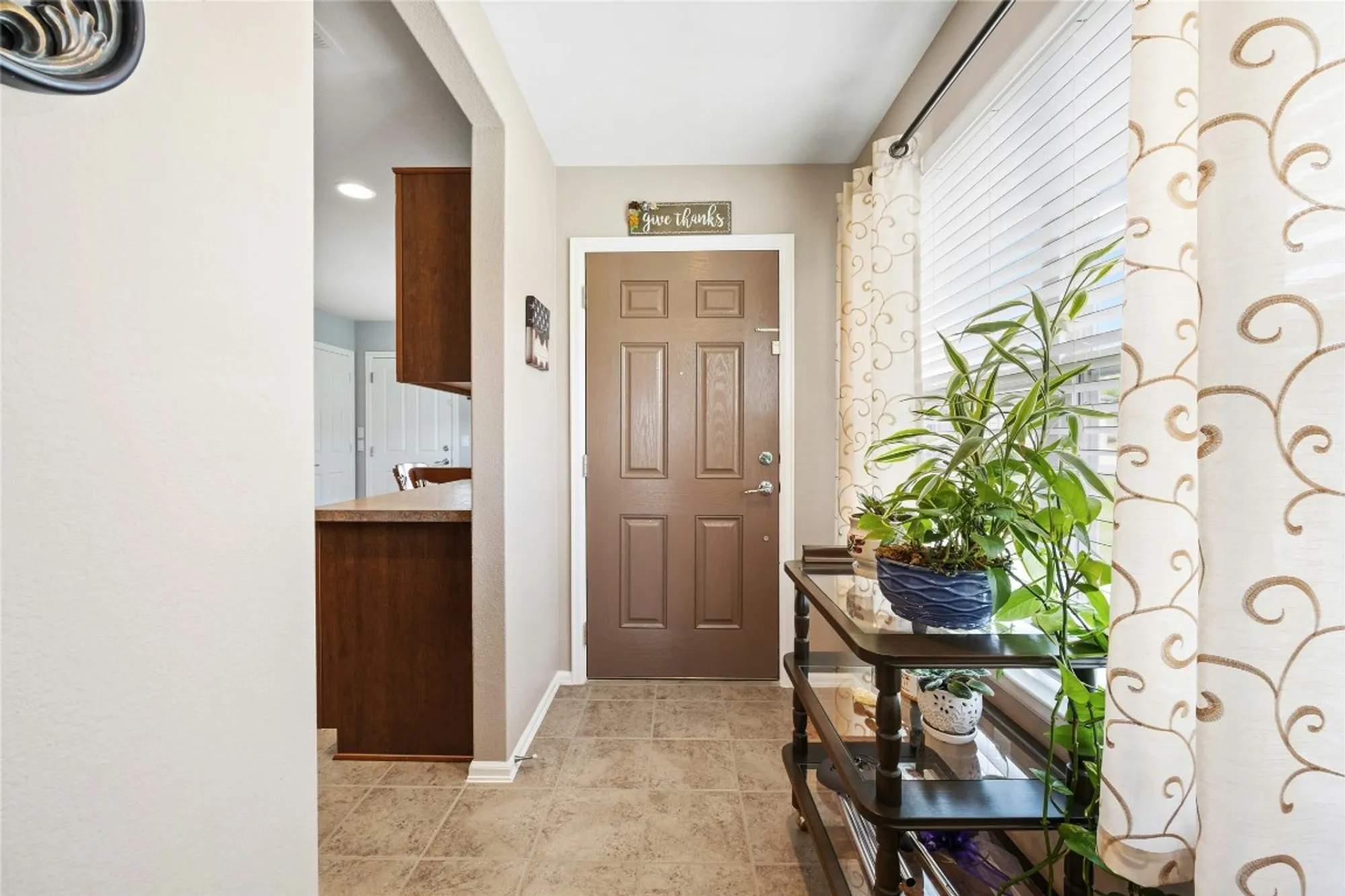 Property Slideshow image 3 of 27 | 104 monument hill trl, Georgetown, TX, 78633