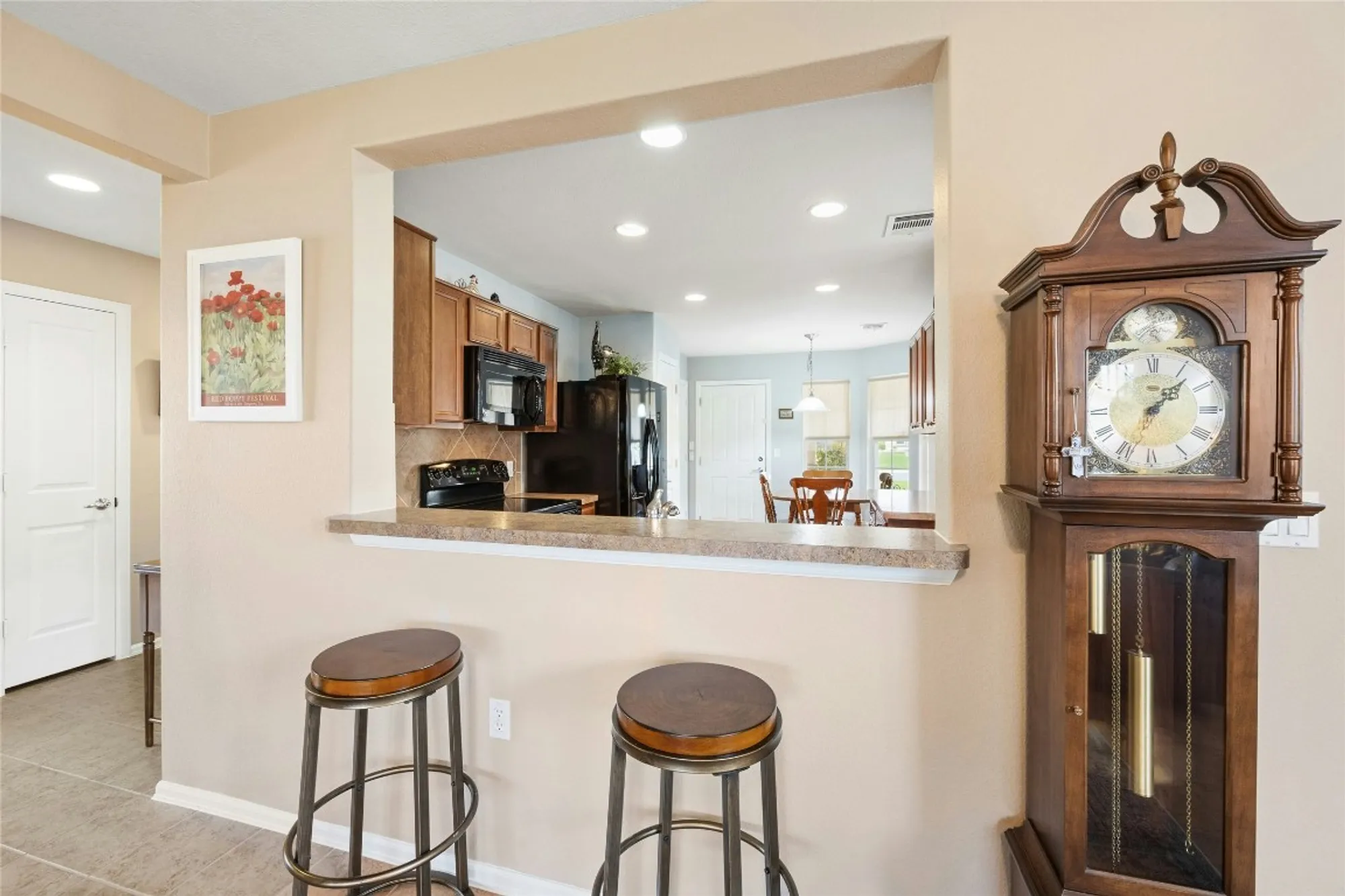 Property Slideshow image 7 of 27 | 104 monument hill trl, Georgetown, TX, 78633