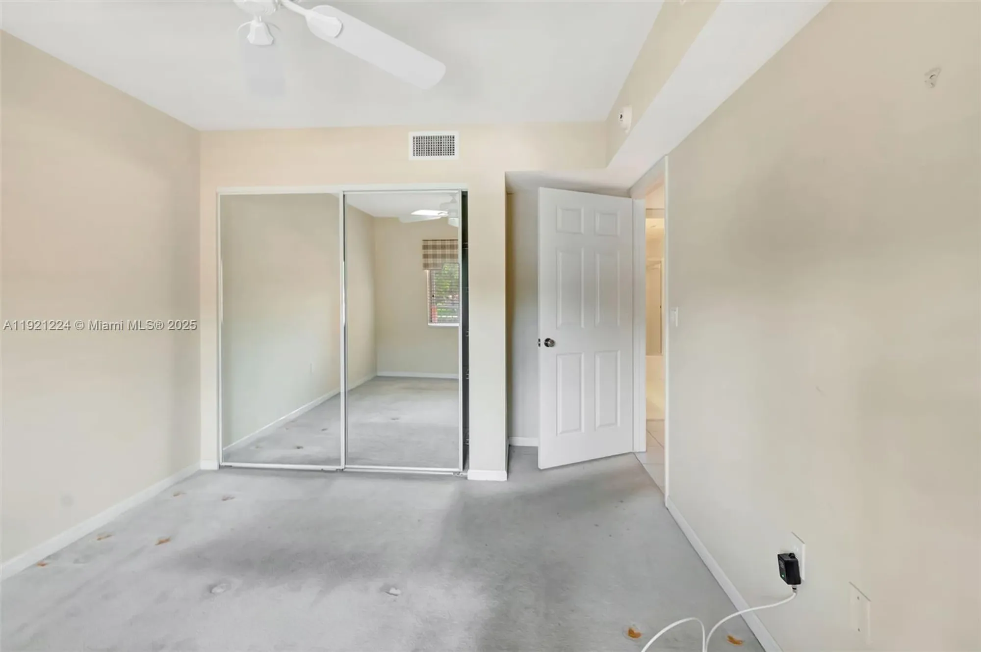 Property Slideshow image 24 of 60 | 12565 imperial isle dr 204, Boynton Beach, FL, 33437