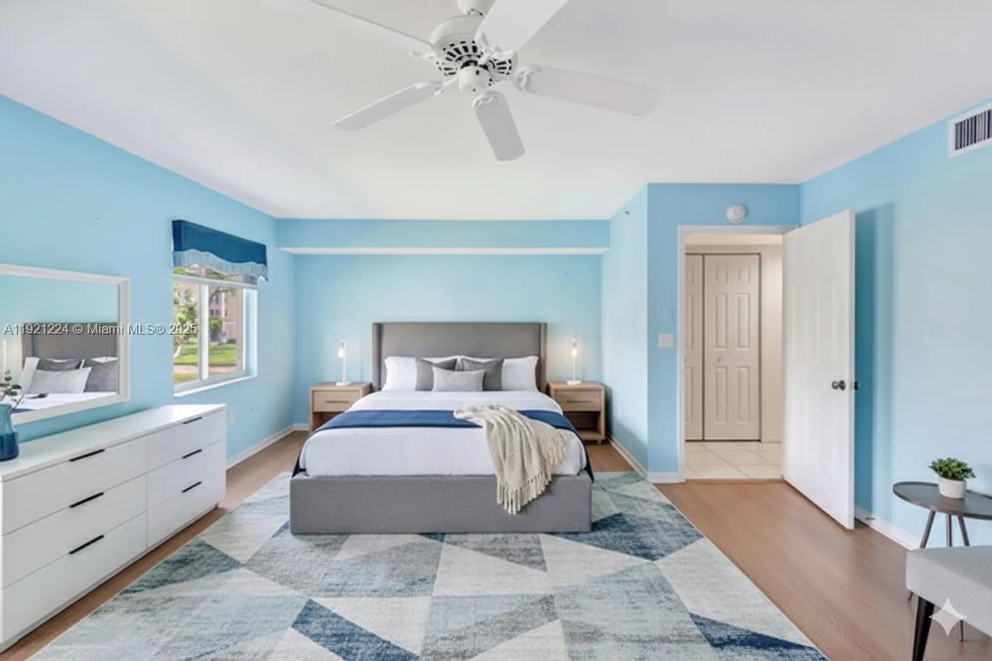 Property Slideshow image 26 of 60 | 12565 imperial isle dr 204, Boynton Beach, FL, 33437