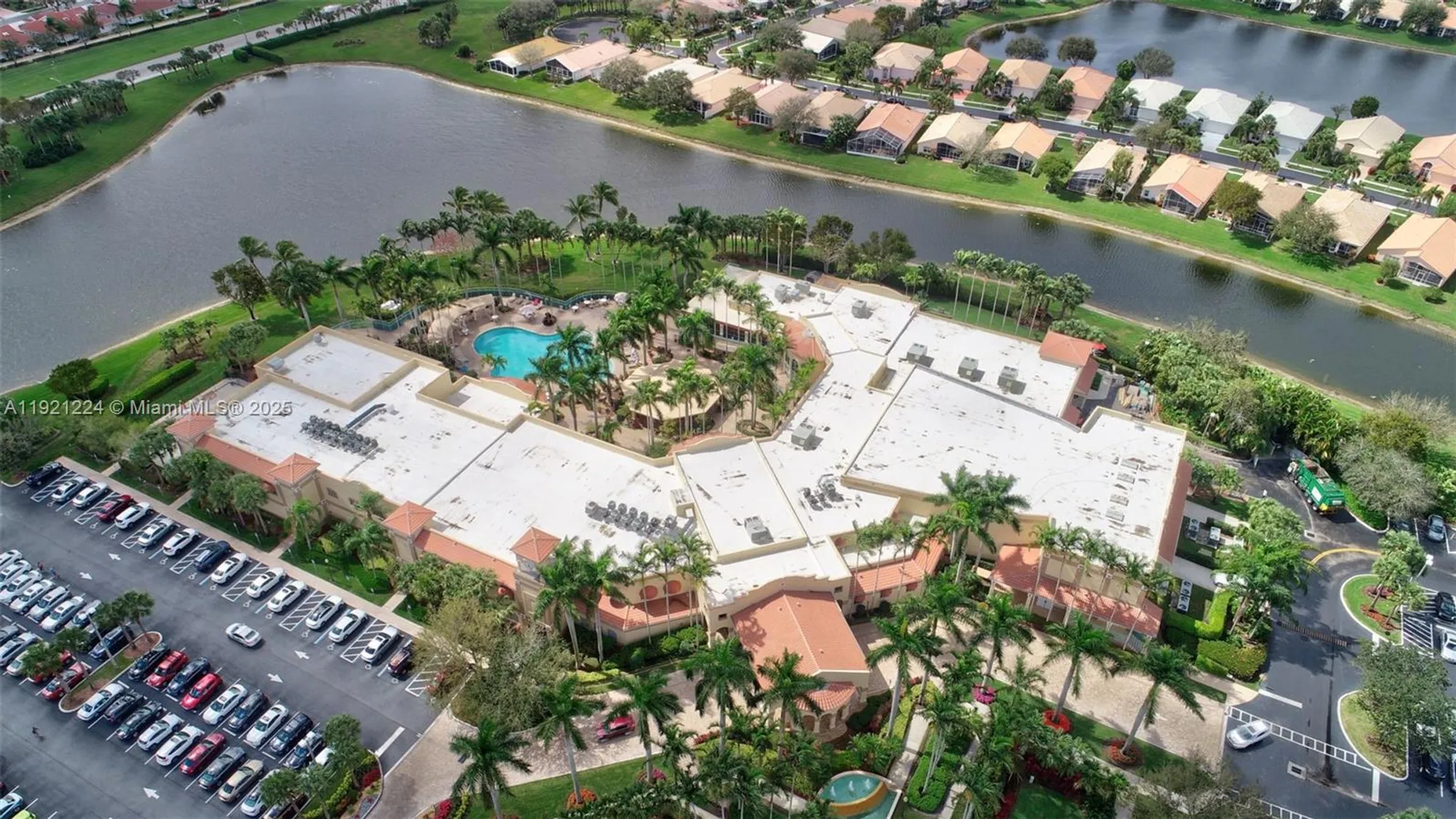 Property Slideshow image 42 of 60 | 12565 imperial isle dr 204, Boynton Beach, FL, 33437
