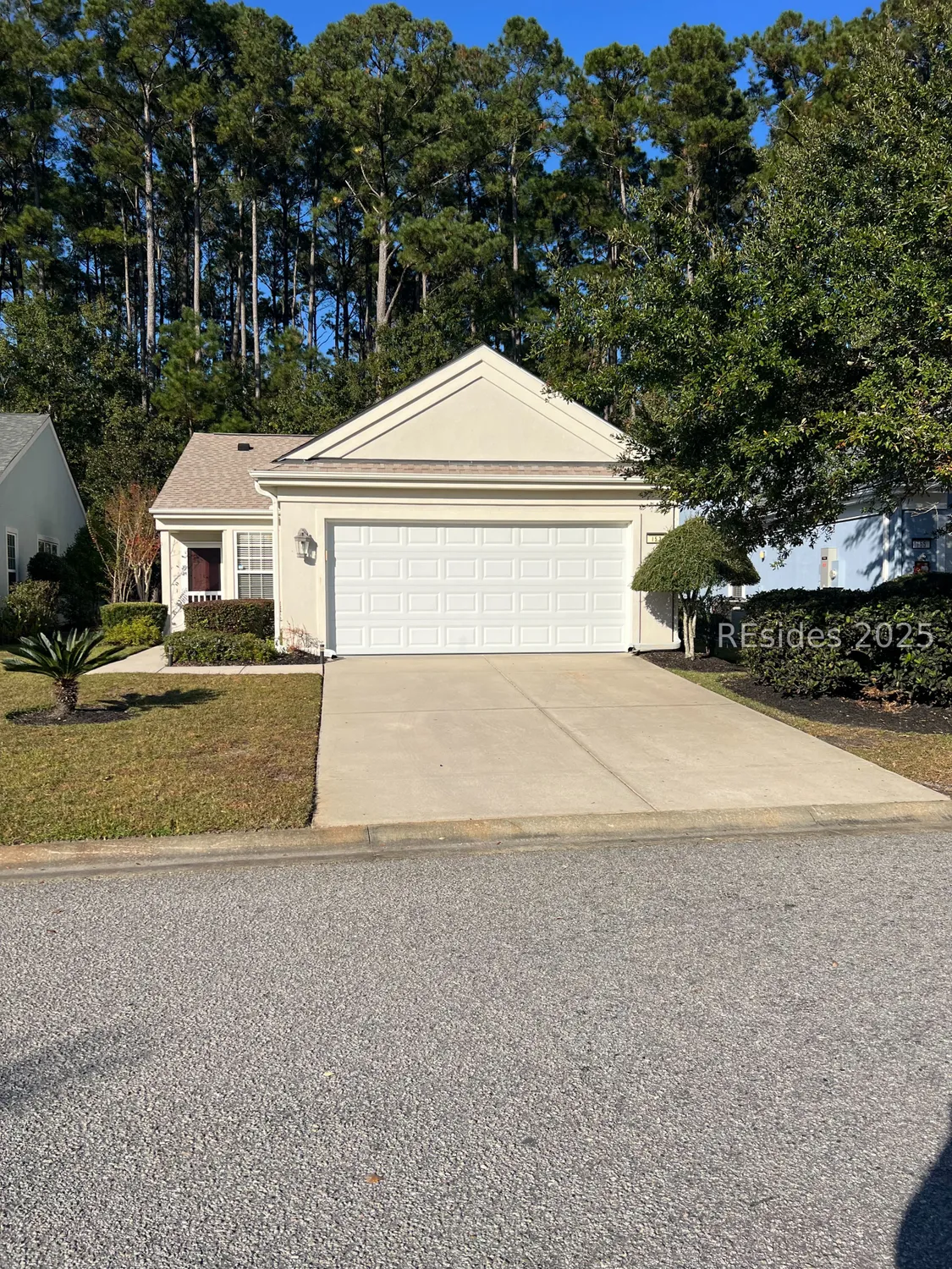 Property Slideshow image 1 of 24 | 153 lazy daisy dr, Bluffton, SC, 29909