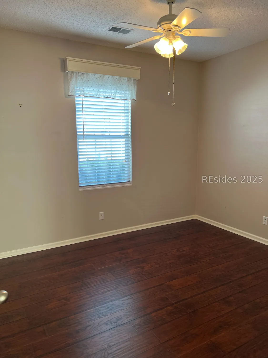 Property Slideshow image 20 of 24 | 153 lazy daisy dr, Bluffton, SC, 29909