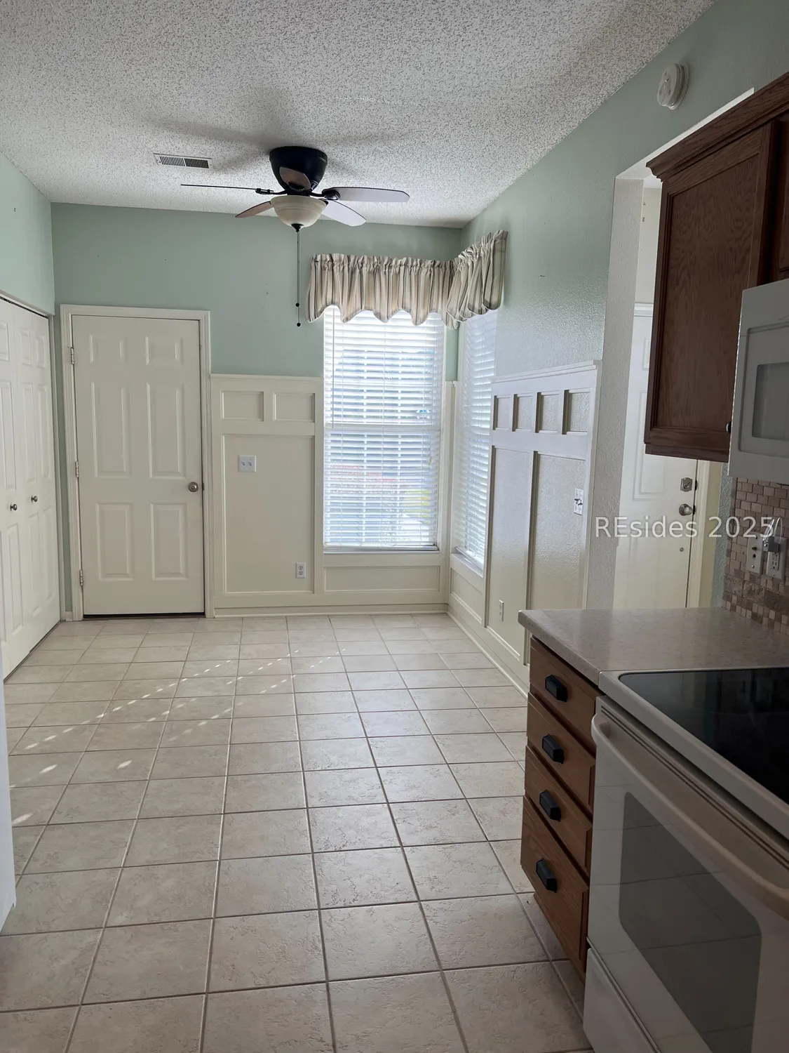 Property Slideshow image 7 of 24 | 153 lazy daisy dr, Bluffton, SC, 29909