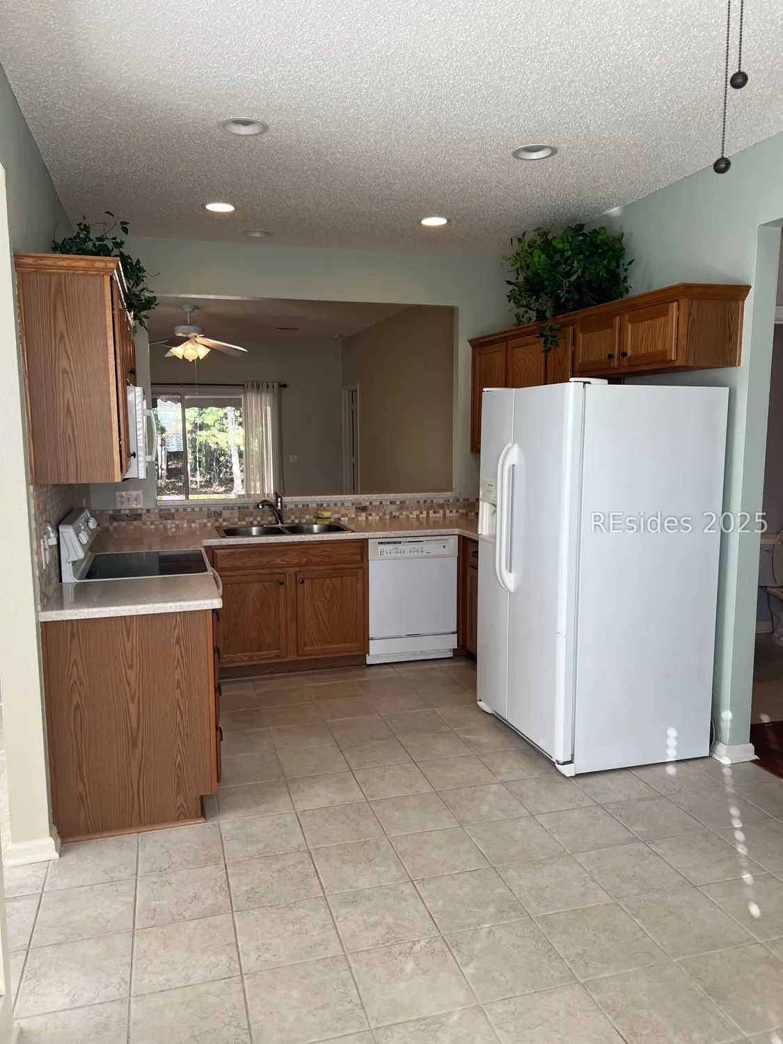 Property Slideshow image 8 of 24 | 153 lazy daisy dr, Bluffton, SC, 29909