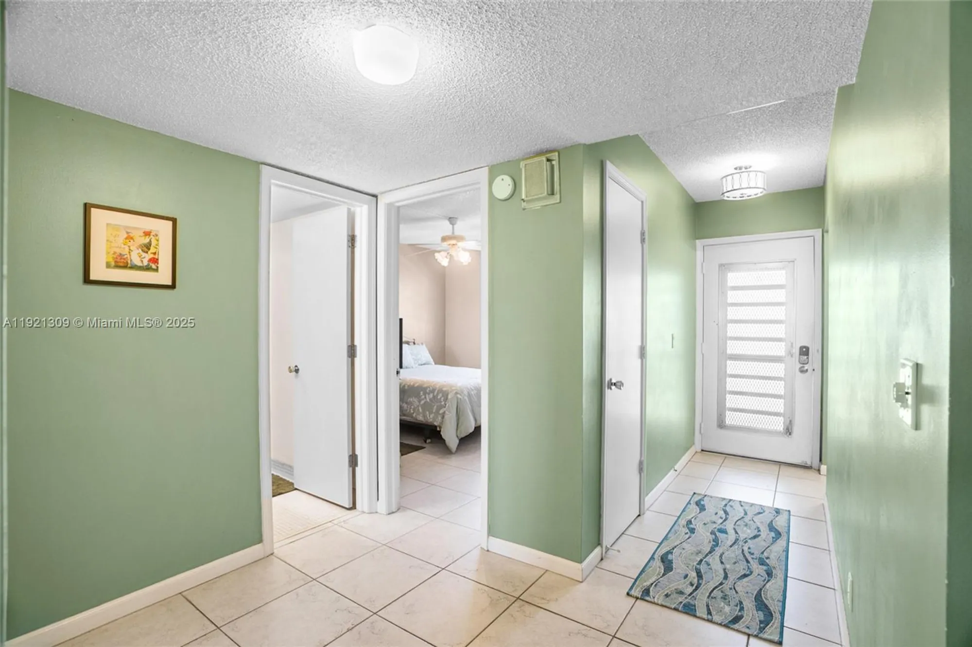 Property Slideshow image 27 of 37 | 23099 barwood ln 307, Boca Raton, FL, 33428