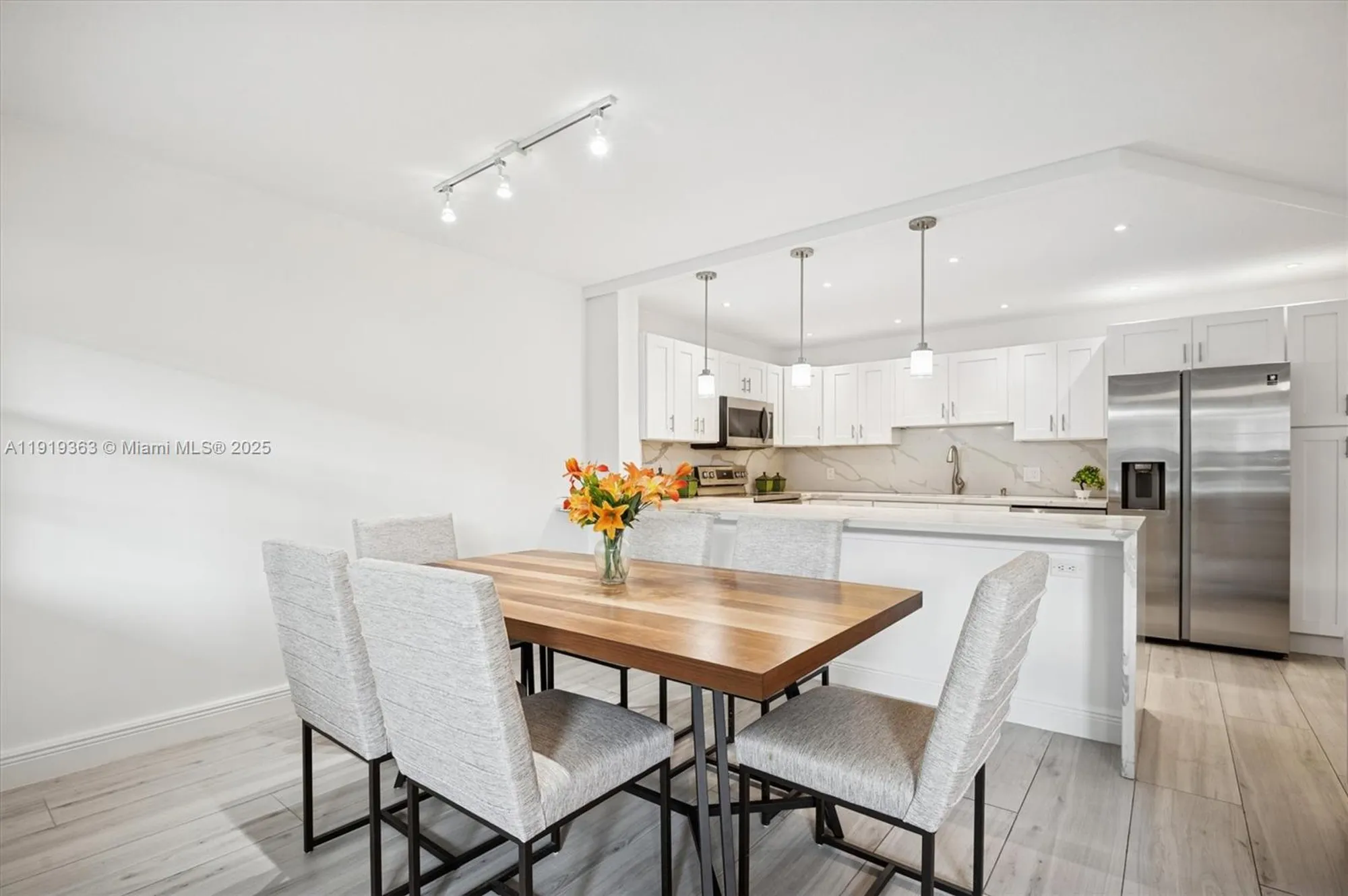 Property Slideshow image 6 of 16 | 12600 sw 5th ct l104, Pembroke Pines, FL, 33027