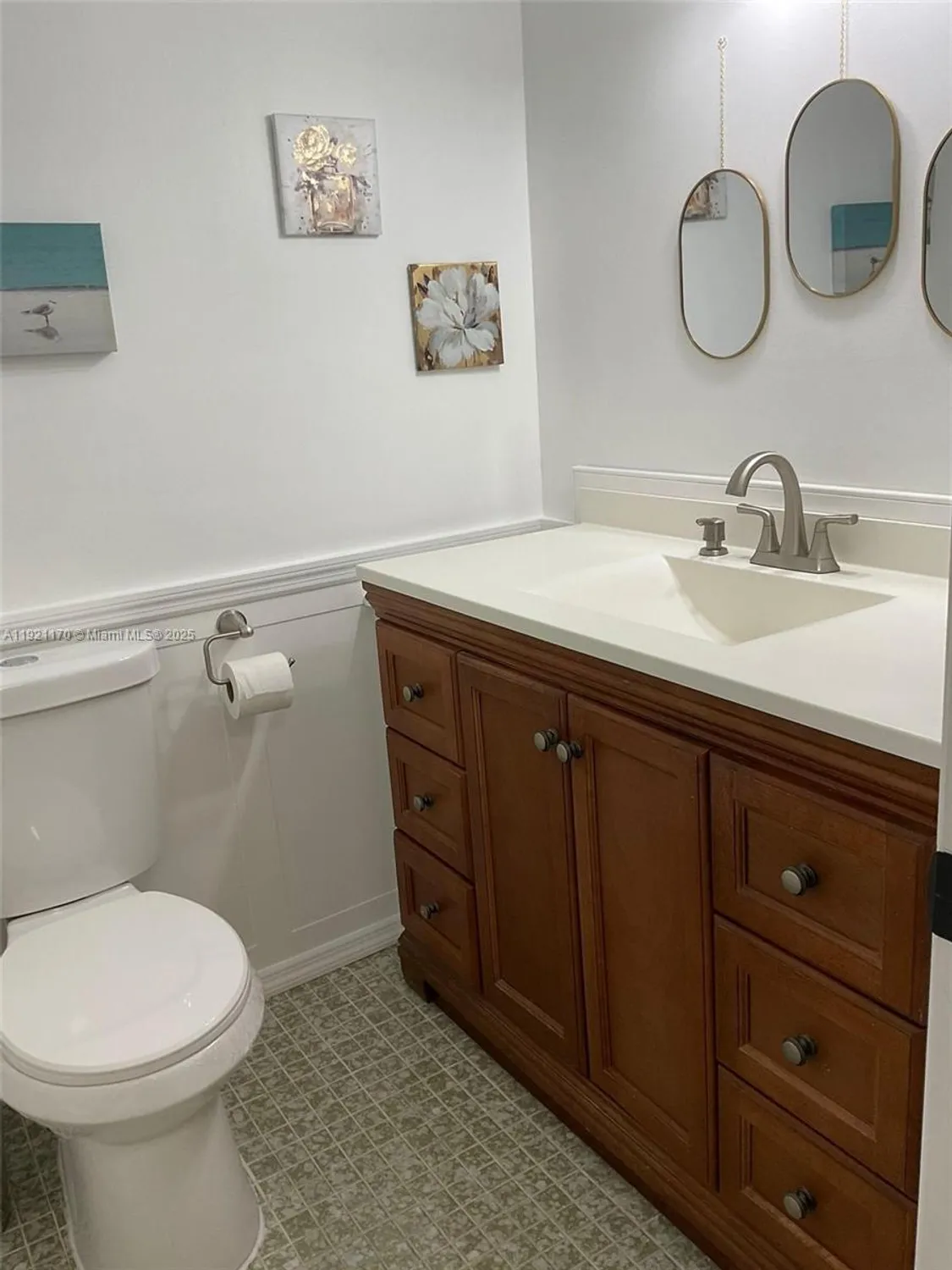 Property Slideshow image 6 of 14 | 4770 nw 21st st 208, Lauderhill, FL, 33313