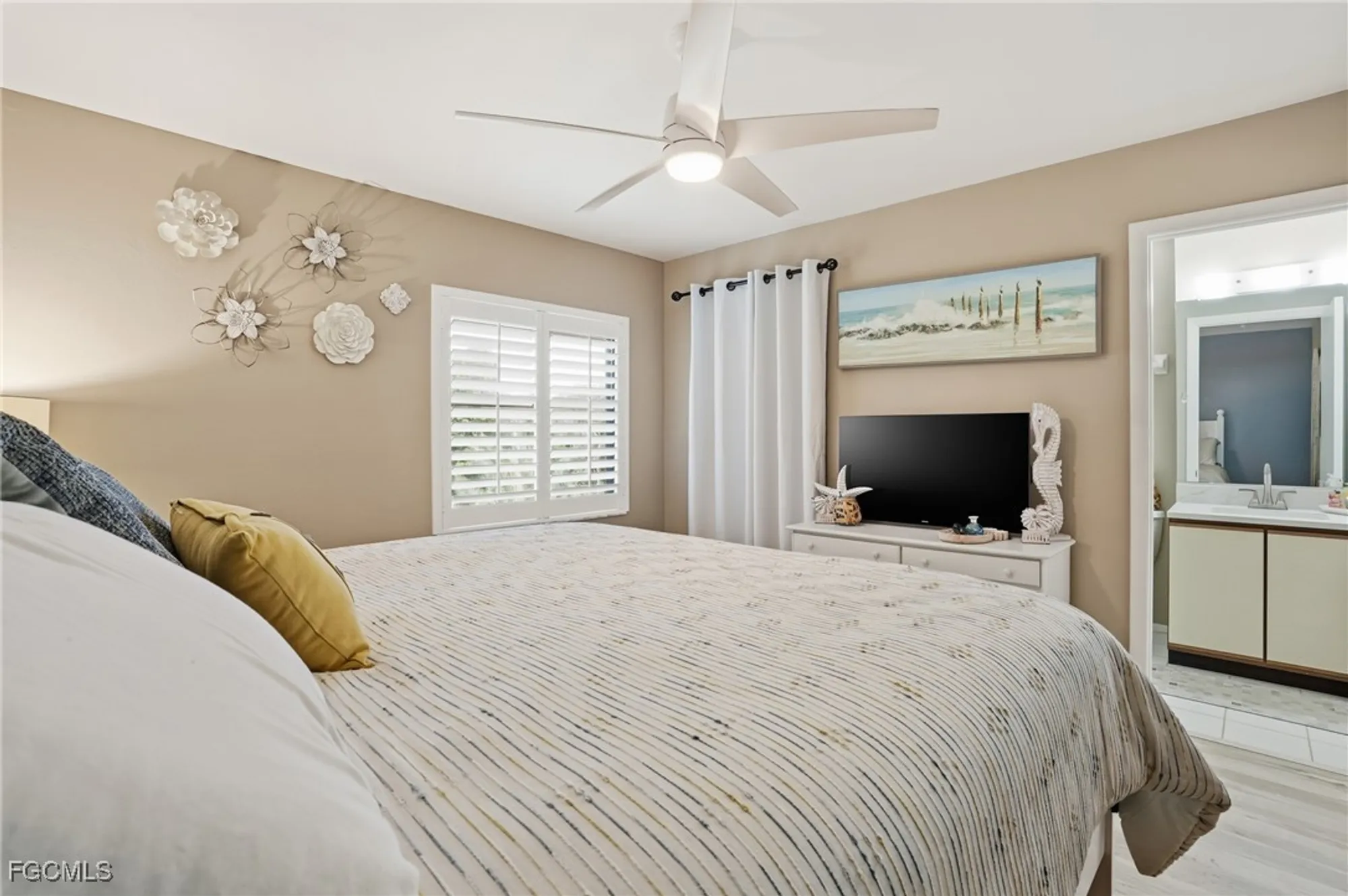 Property Slideshow image 15 of 35 | 13264 white marsh ln 3333, Fort Myers, FL, 33912