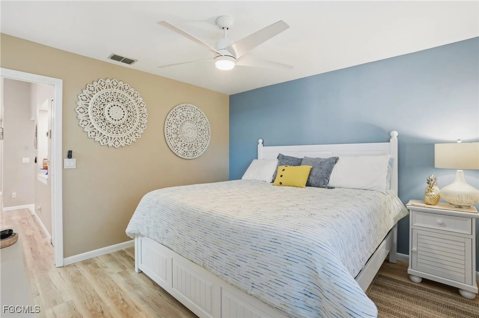 Property Slideshow image 16 of 35 | 13264 white marsh ln 3333, Fort Myers, FL, 33912