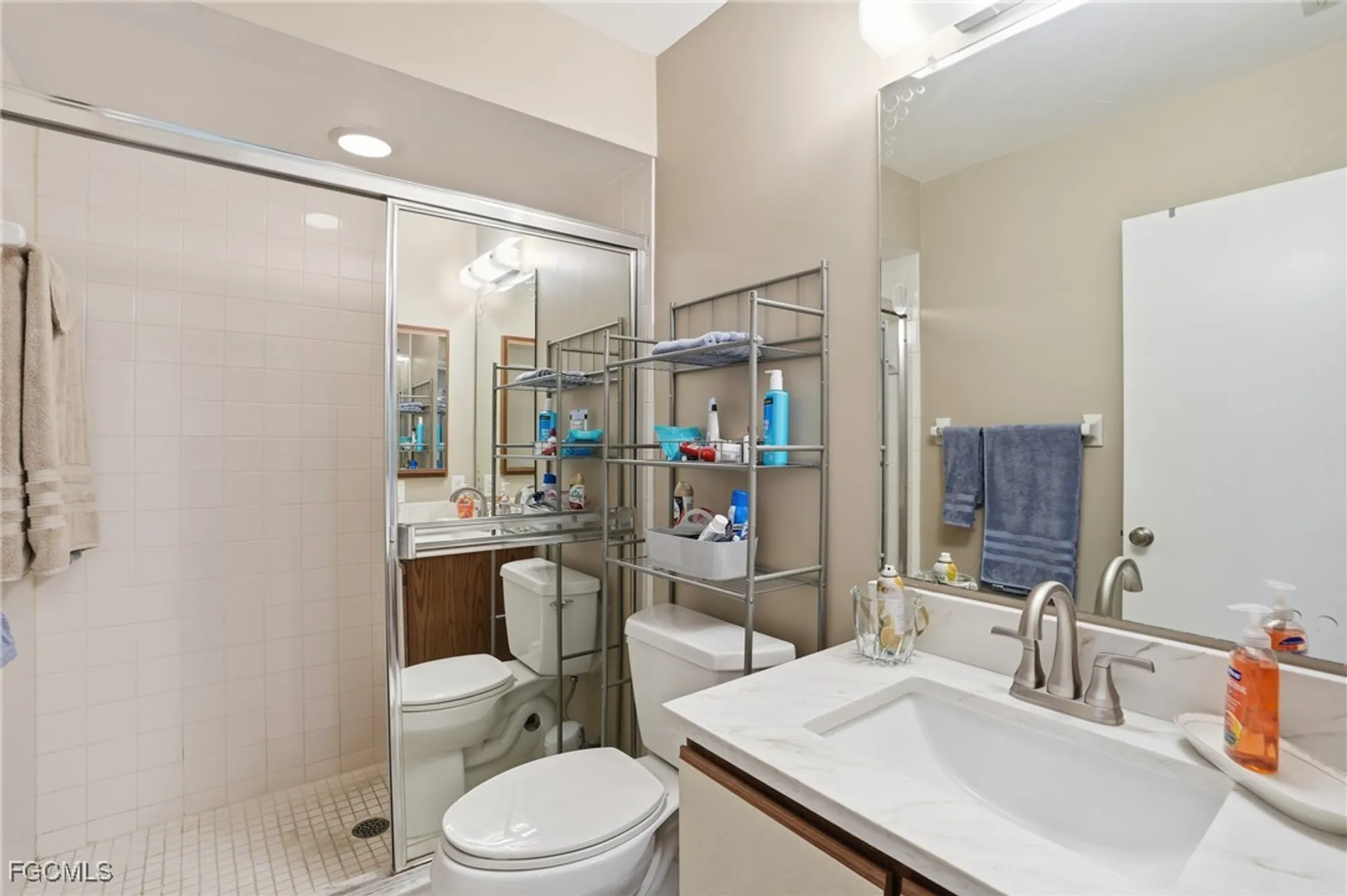 Property Slideshow image 13 of 35 | 13264 white marsh ln 3333, Fort Myers, FL, 33912