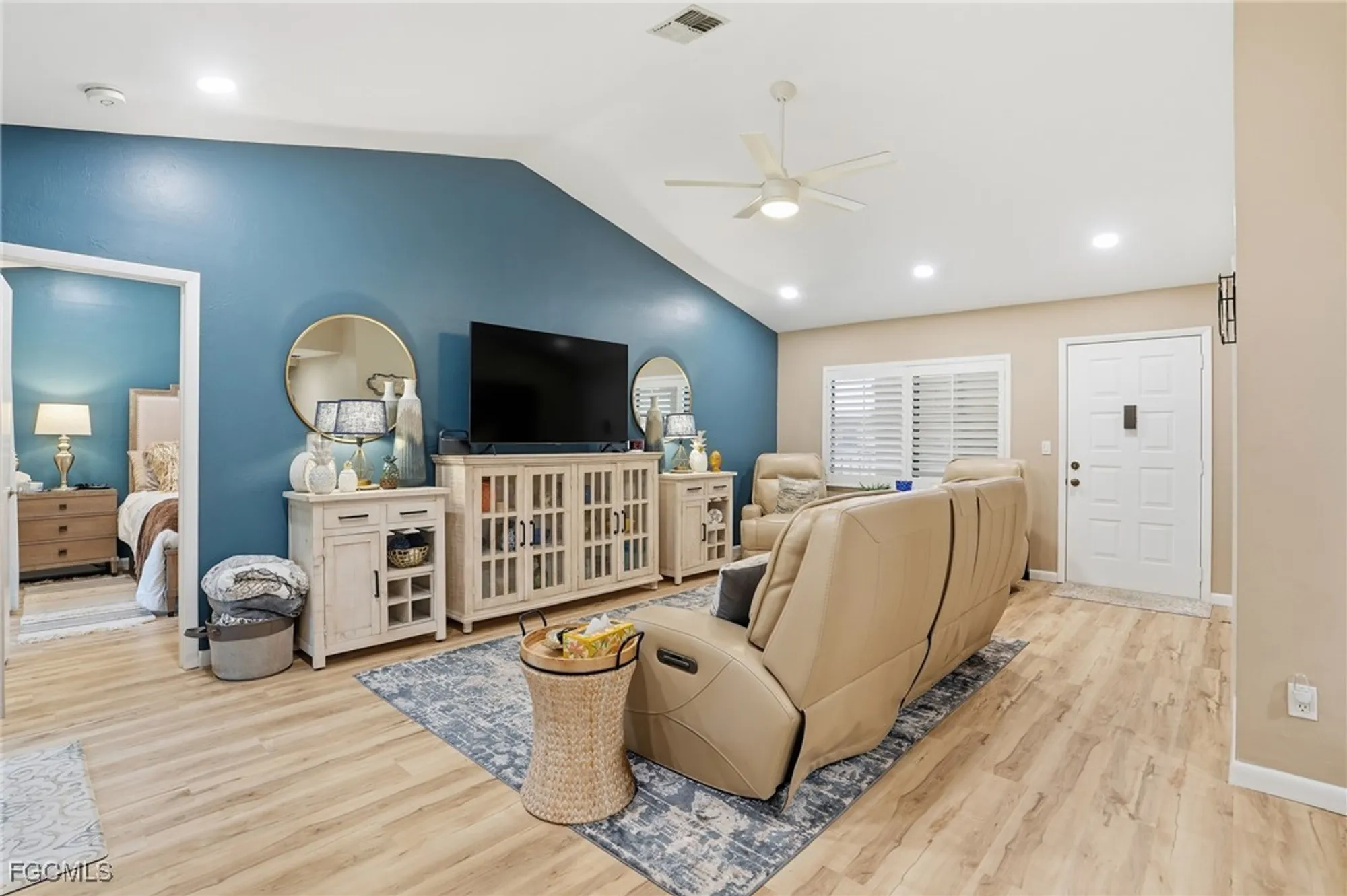 Property Slideshow image 2 of 35 | 13264 white marsh ln 3333, Fort Myers, FL, 33912