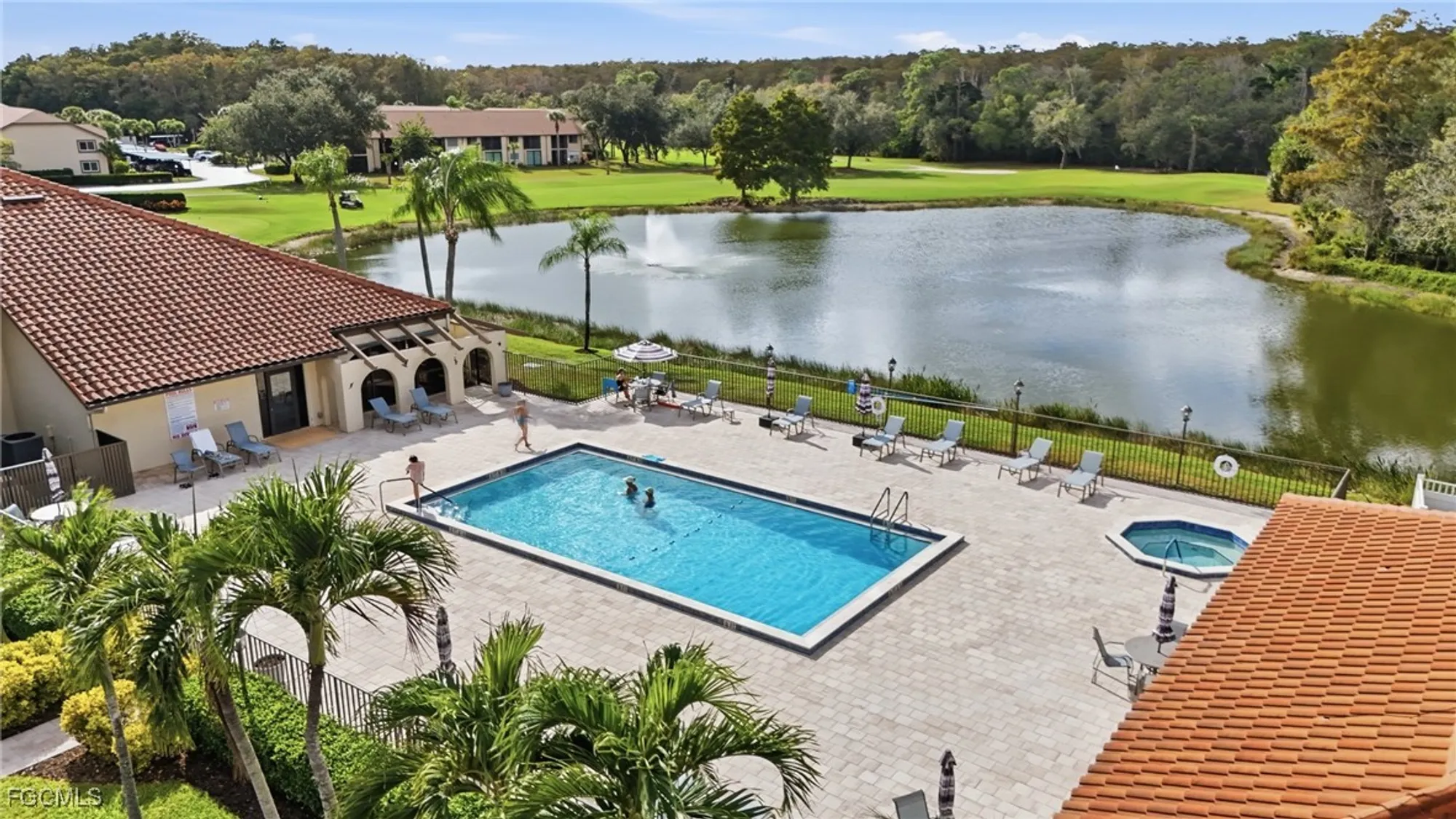 Property Slideshow image 32 of 35 | 13264 white marsh ln 3333, Fort Myers, FL, 33912