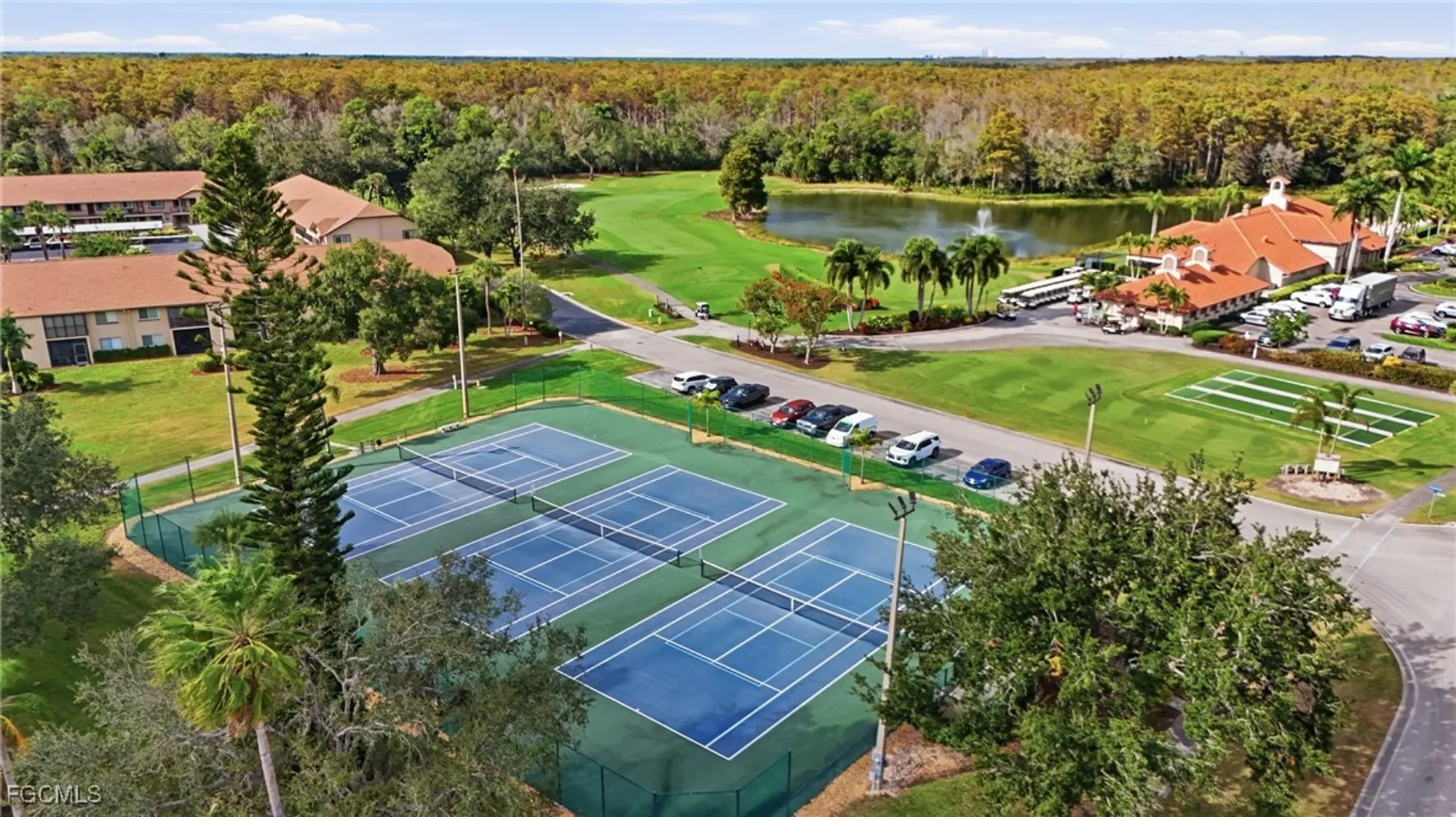 Property Slideshow image 33 of 35 | 13264 white marsh ln 3333, Fort Myers, FL, 33912