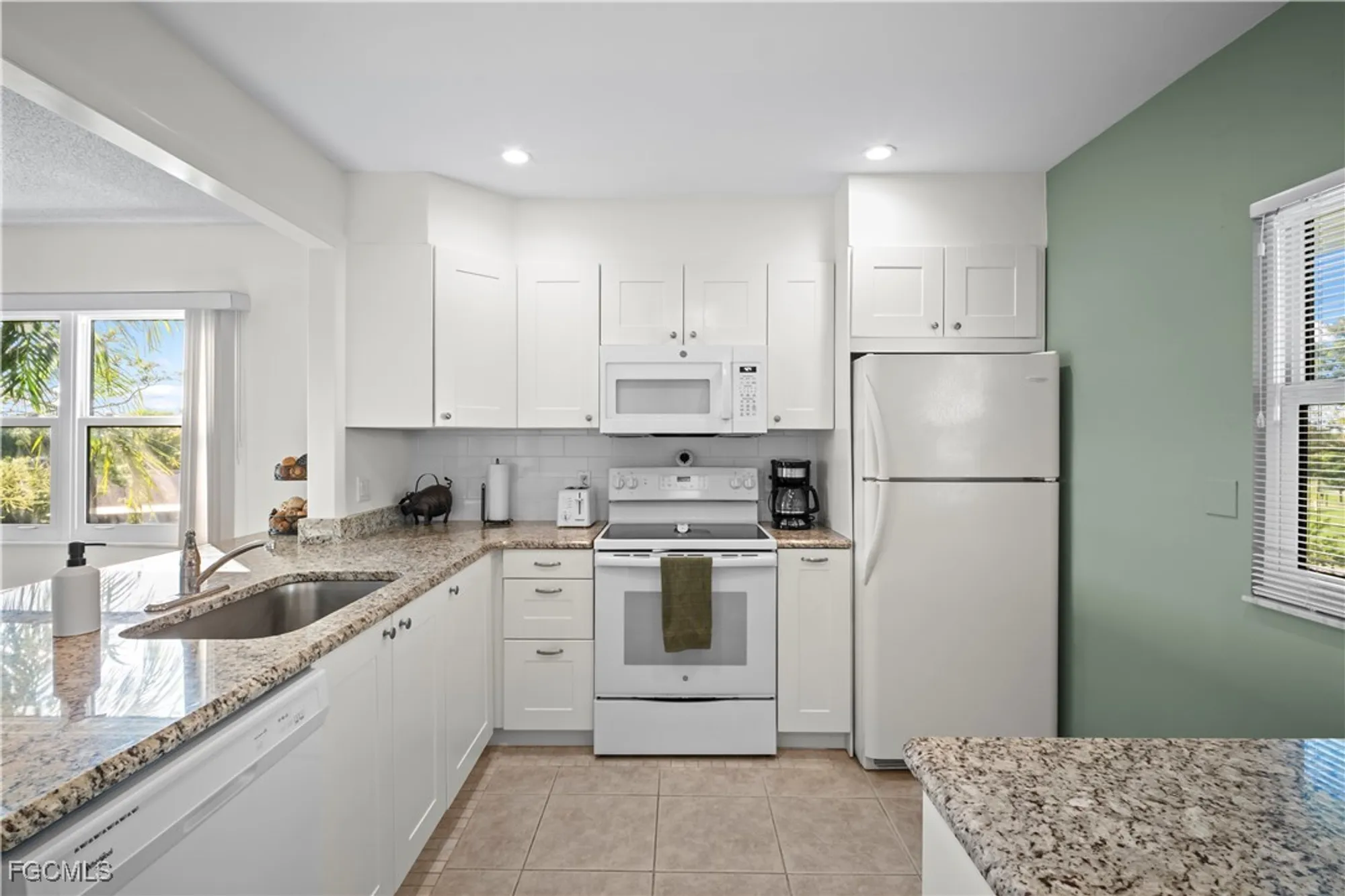 Property Slideshow image 3 of 37 | 1747 pebble beach dr 317, Fort Myers, FL, 33907