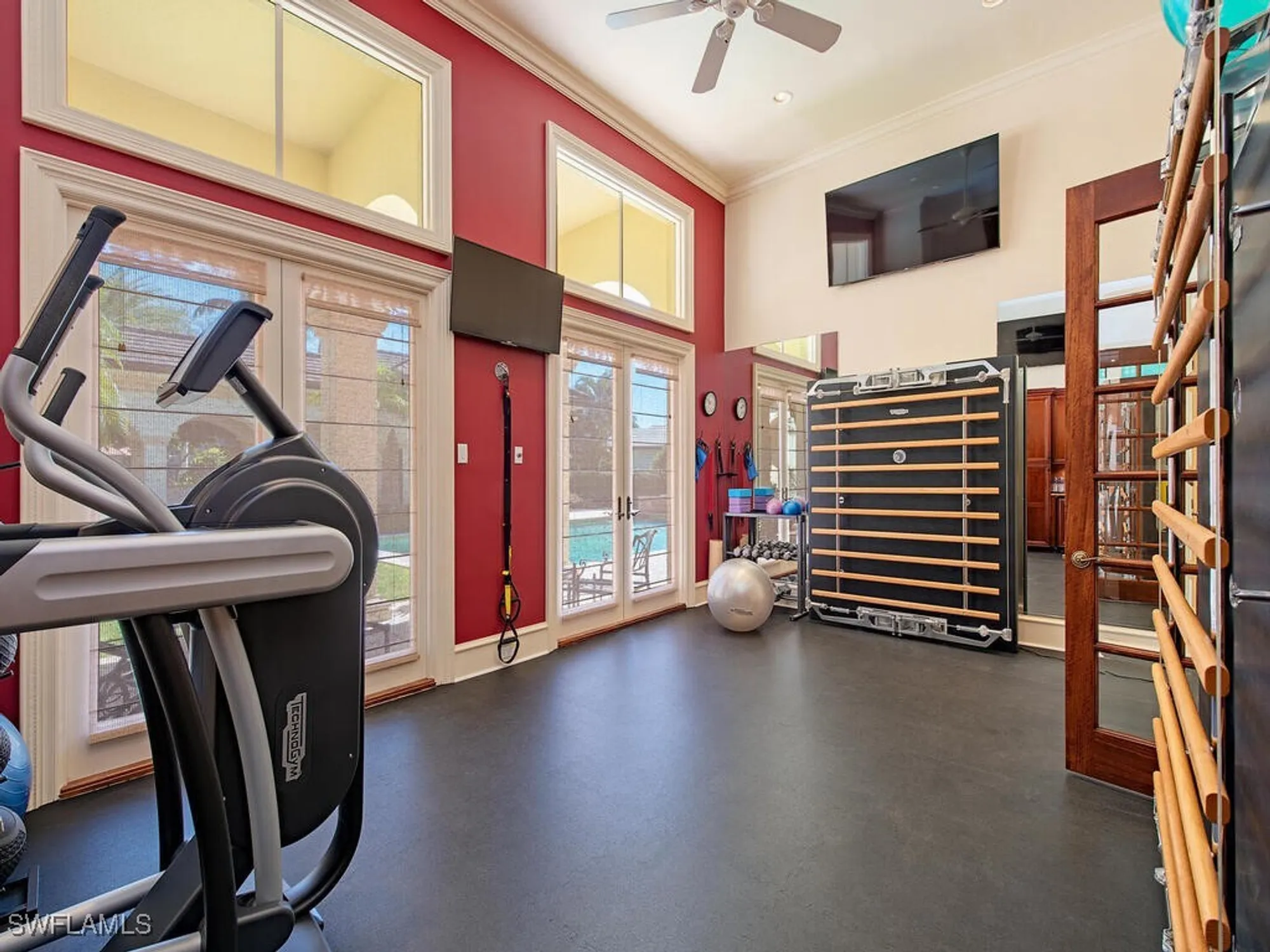 Property Slideshow image 20 of 42 | 6955 verde way, Naples, FL, 34108