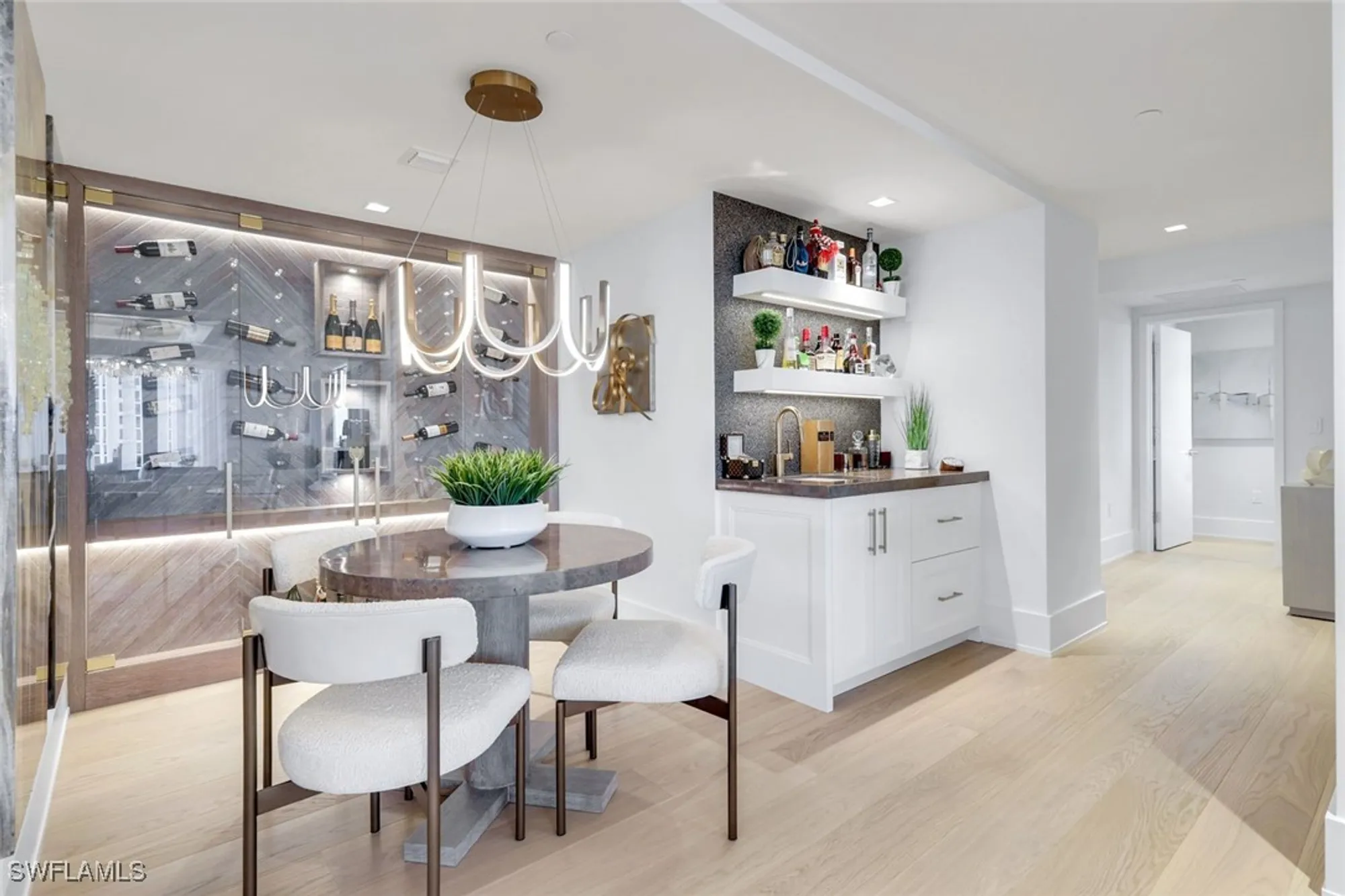 Property Slideshow image 18 of 48 | 6897 grenadier blvd 601, Naples, FL, 34108