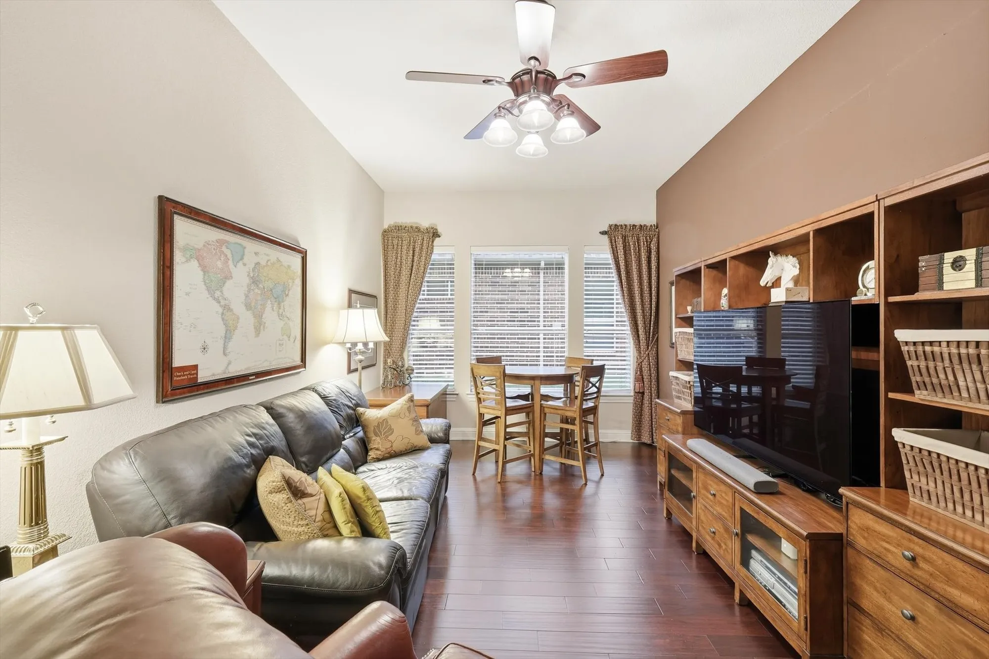 Property Slideshow image 15 of 40 | 7254 bay hill dr, Frisco, TX, 75036