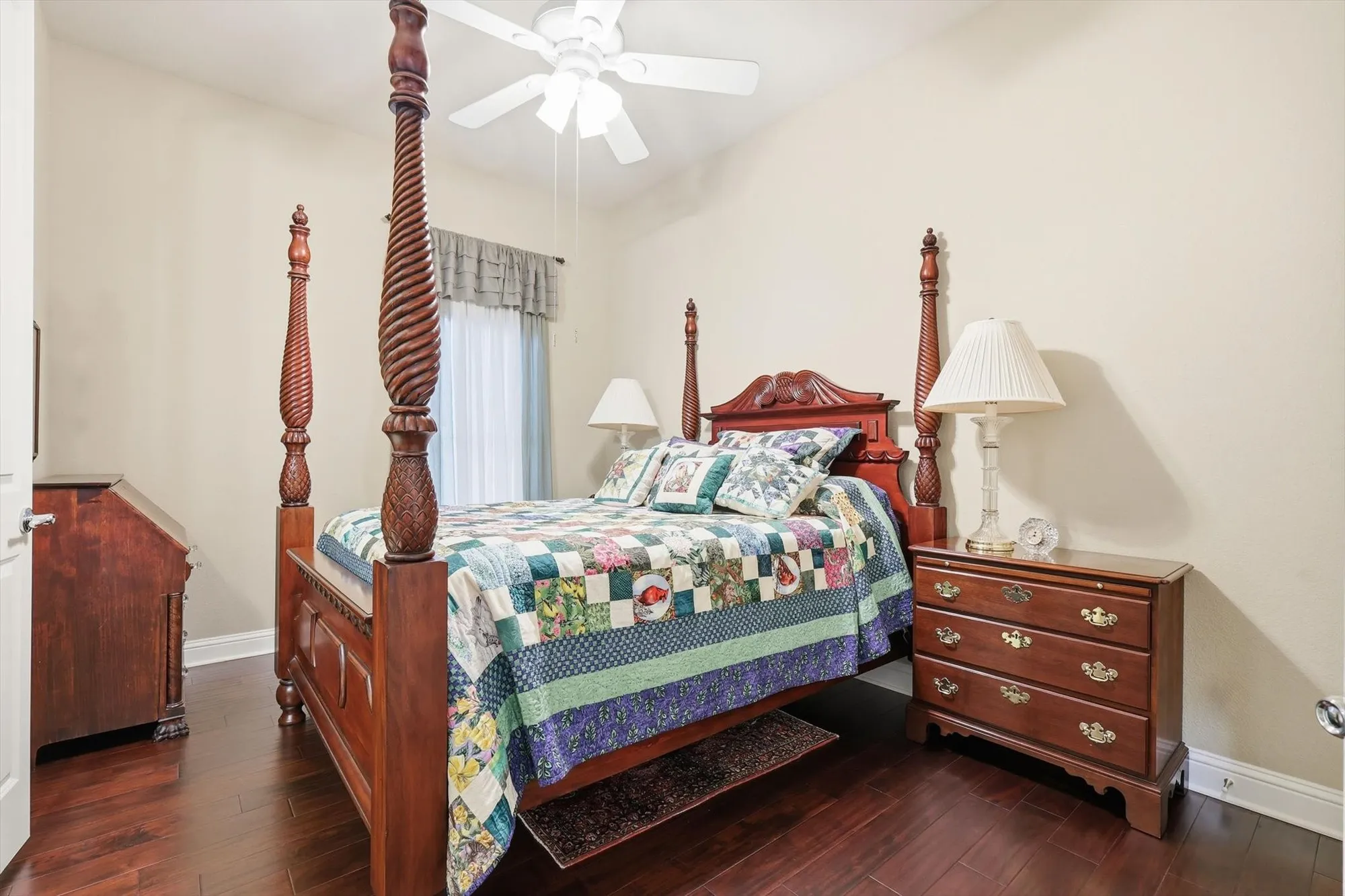 Property Slideshow image 19 of 40 | 7254 bay hill dr, Frisco, TX, 75036