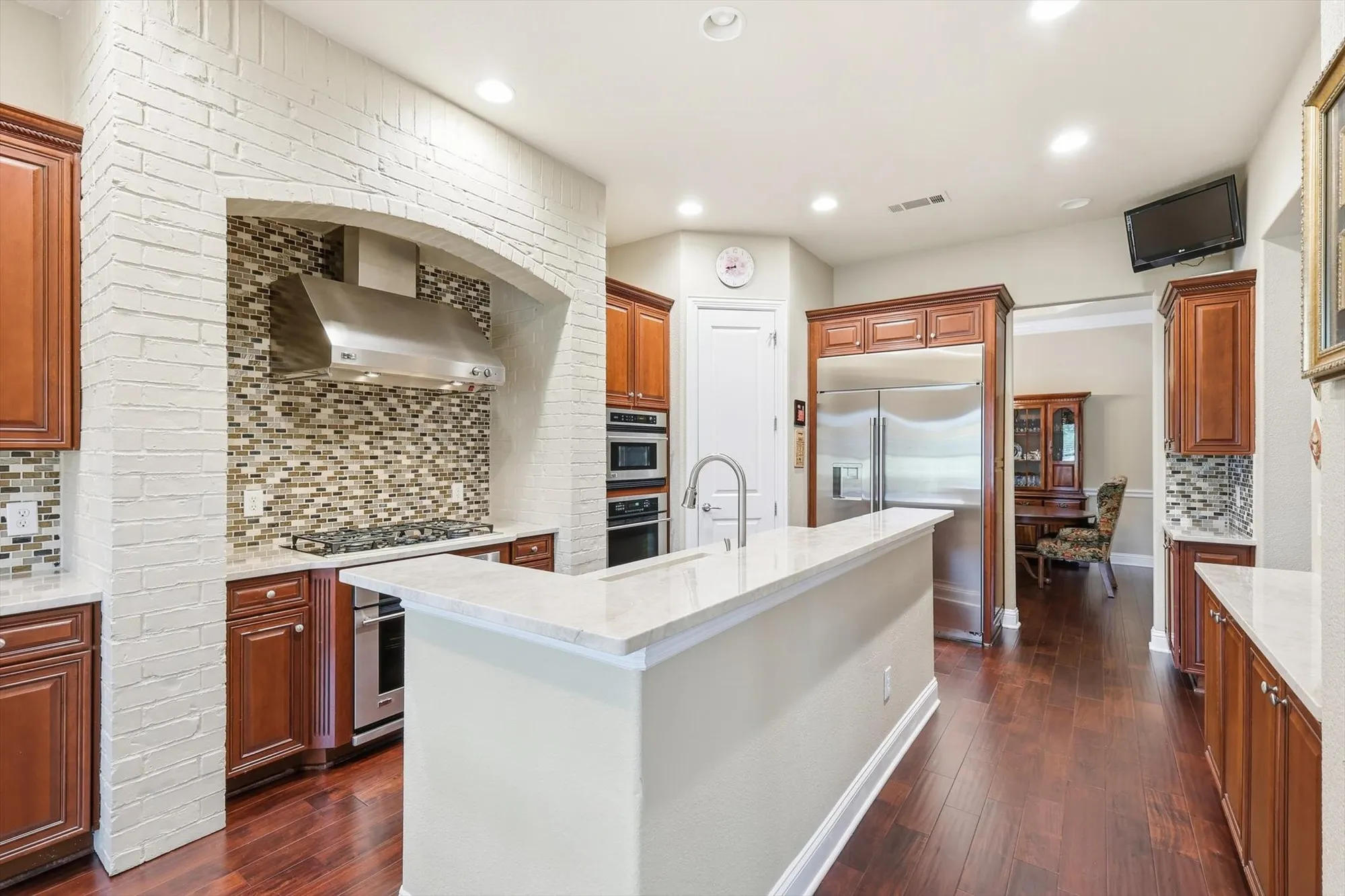 Property Slideshow image 11 of 40 | 7254 bay hill dr, Frisco, TX, 75036