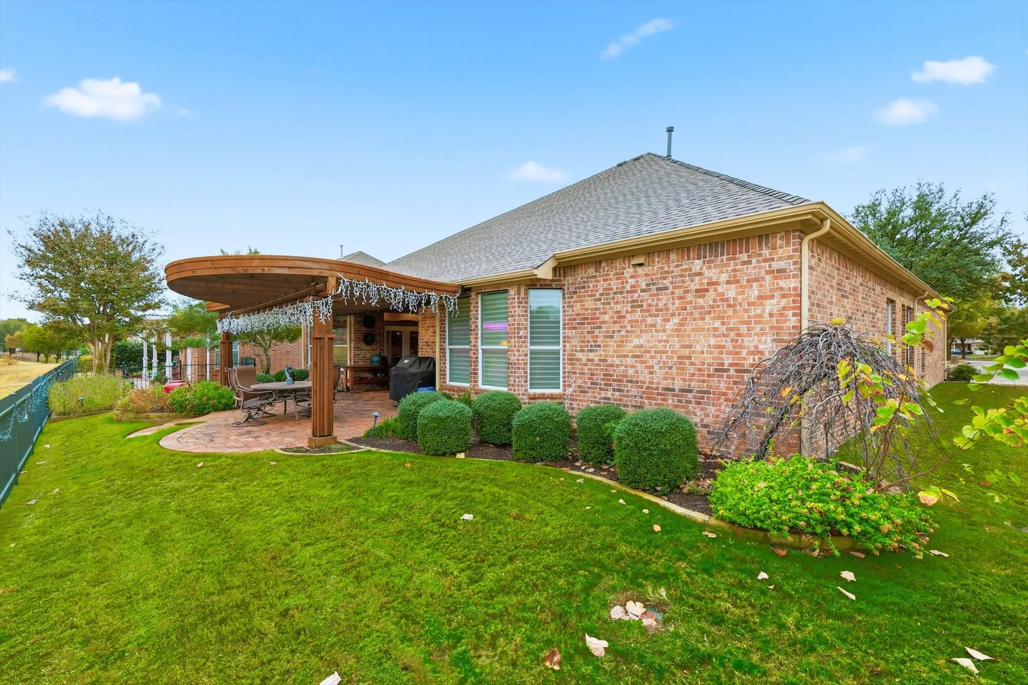 Property Slideshow image 25 of 40 | 7254 bay hill dr, Frisco, TX, 75036