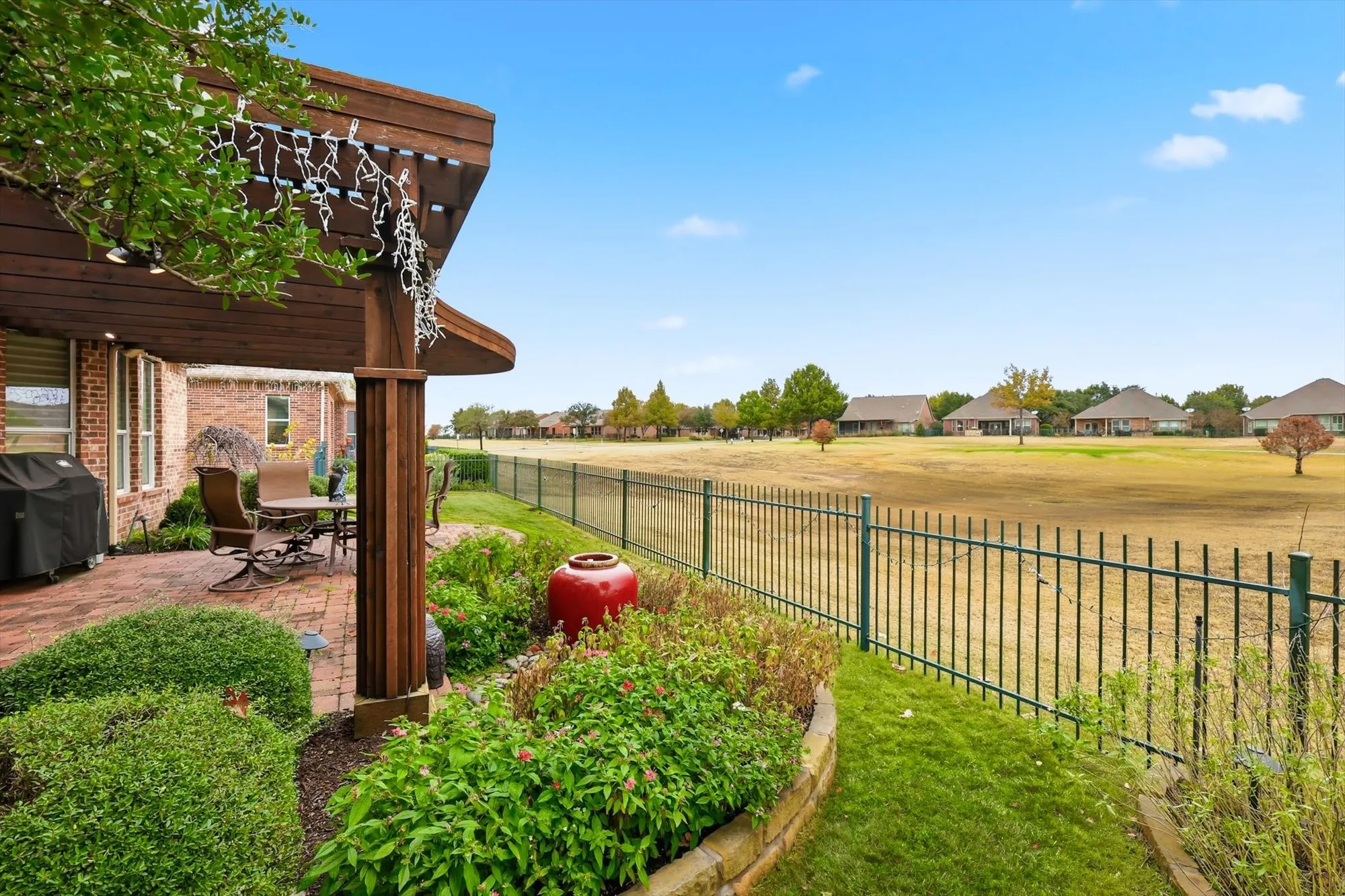 Property Slideshow image 27 of 40 | 7254 bay hill dr, Frisco, TX, 75036