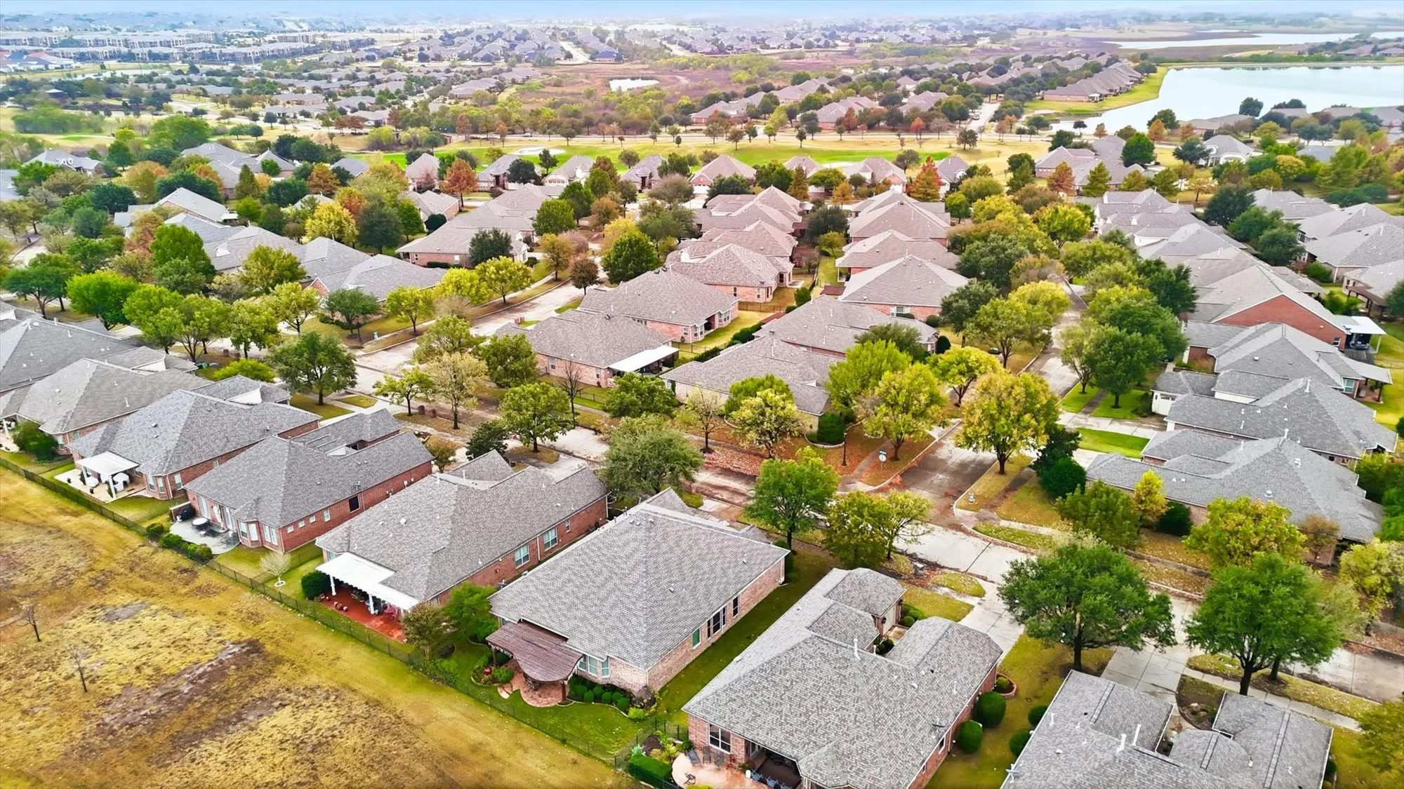 Property Slideshow image 29 of 40 | 7254 bay hill dr, Frisco, TX, 75036