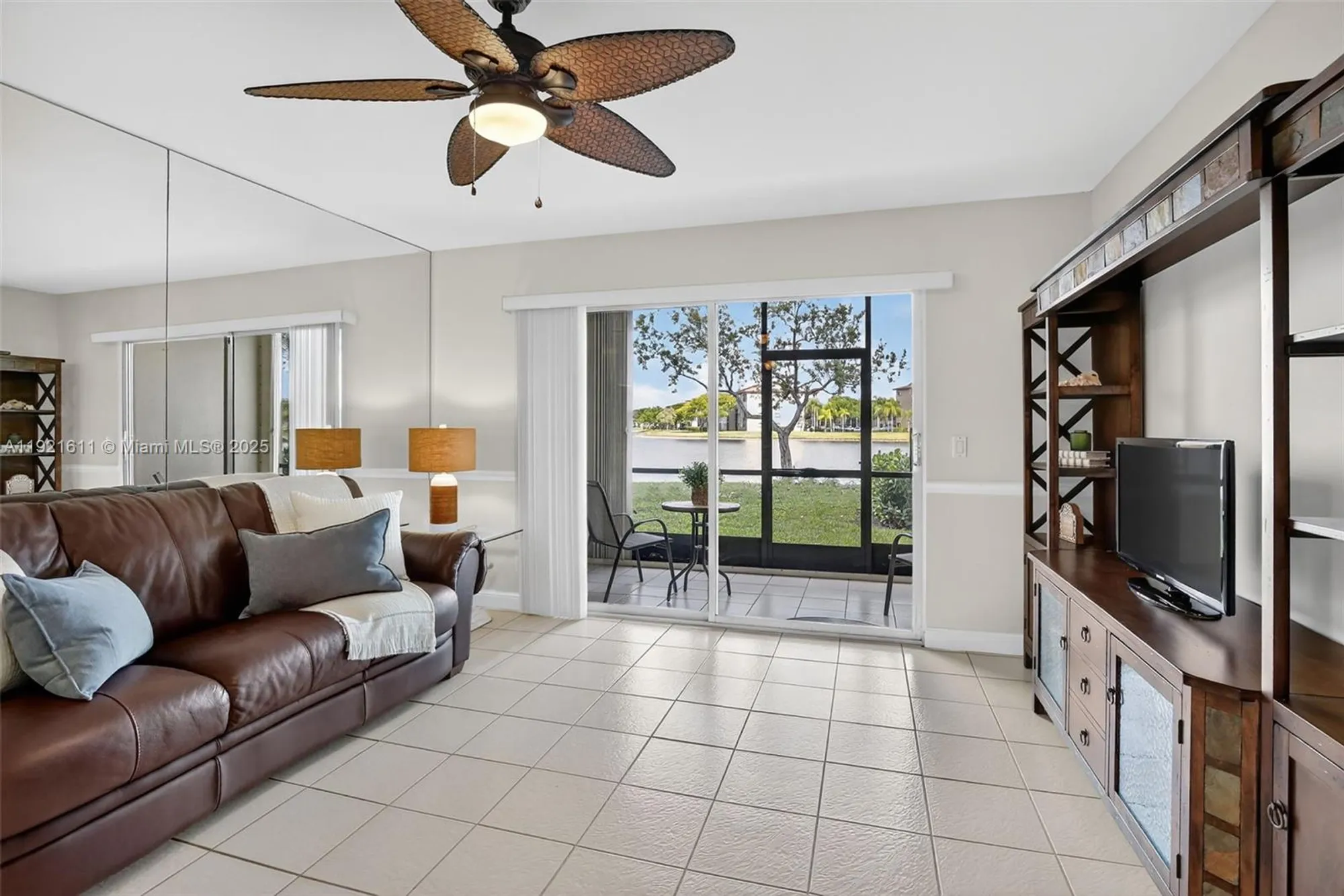 Property Slideshow image 14 of 59 | 13705 sw 12th st 103b, Pembroke Pines, FL, 33027