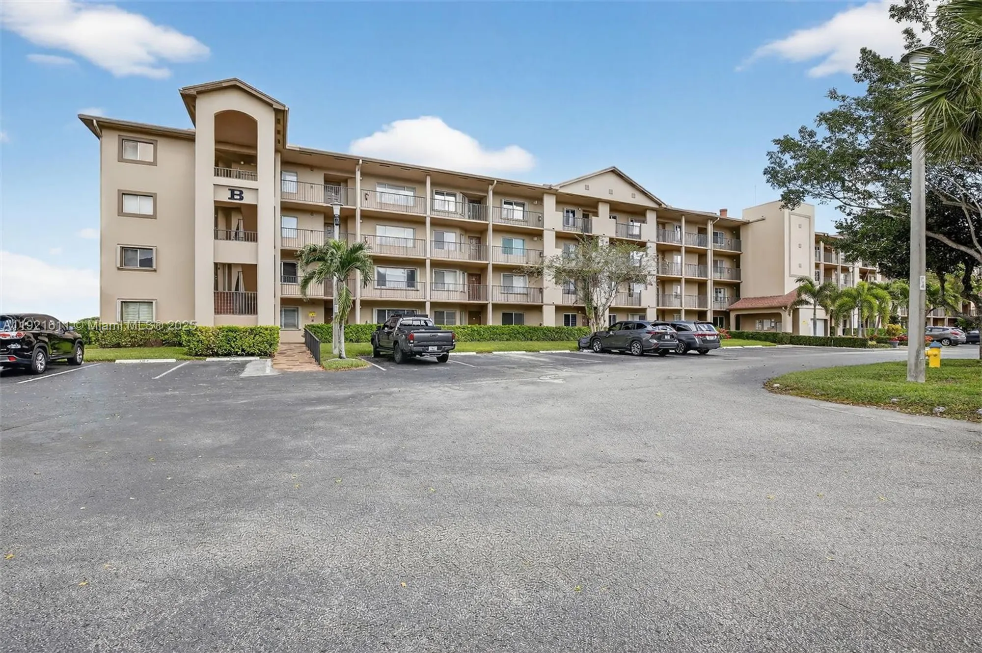 Property Slideshow image 37 of 59 | 13705 sw 12th st 103b, Pembroke Pines, FL, 33027