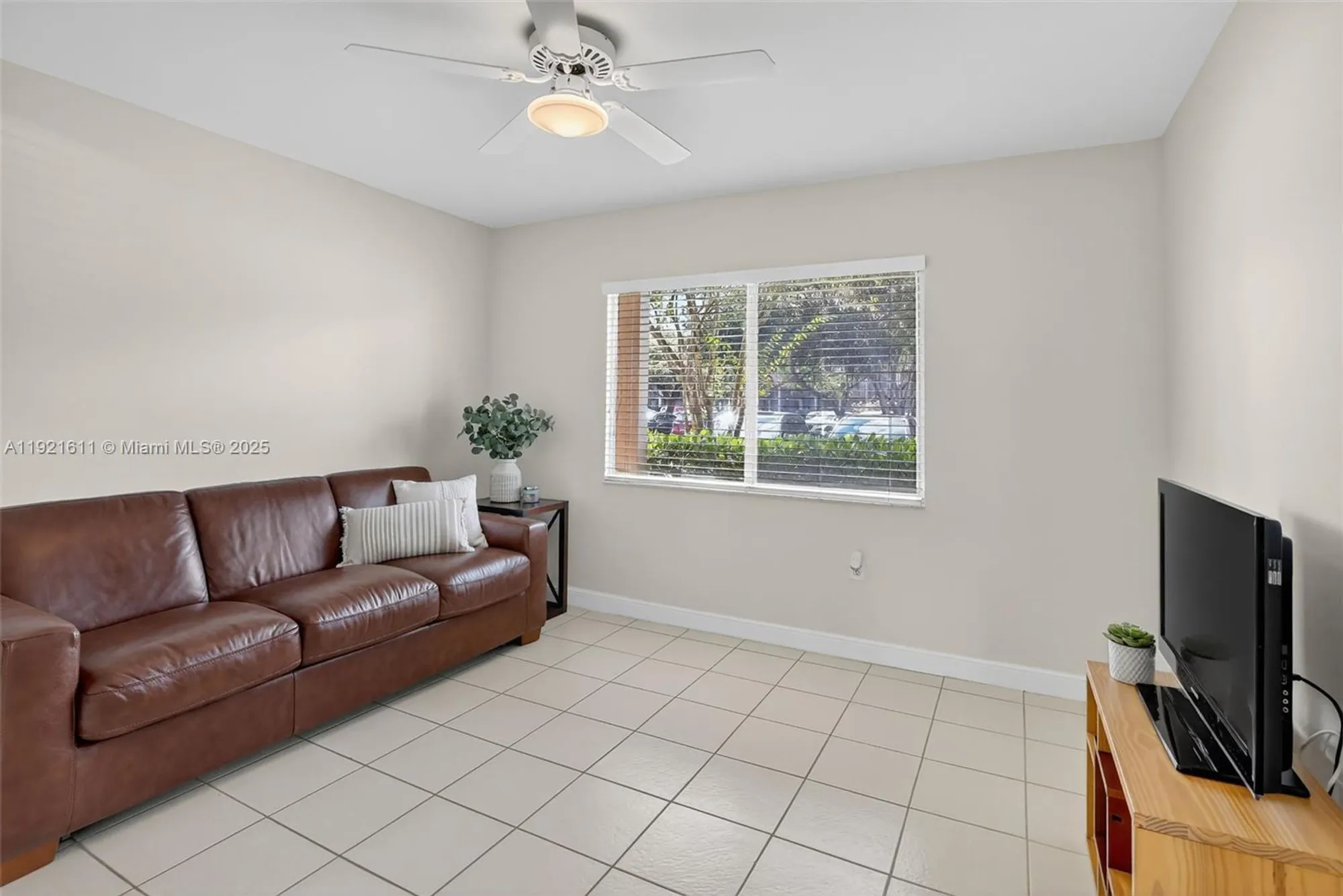 Property Slideshow image 31 of 59 | 13705 sw 12th st 103b, Pembroke Pines, FL, 33027
