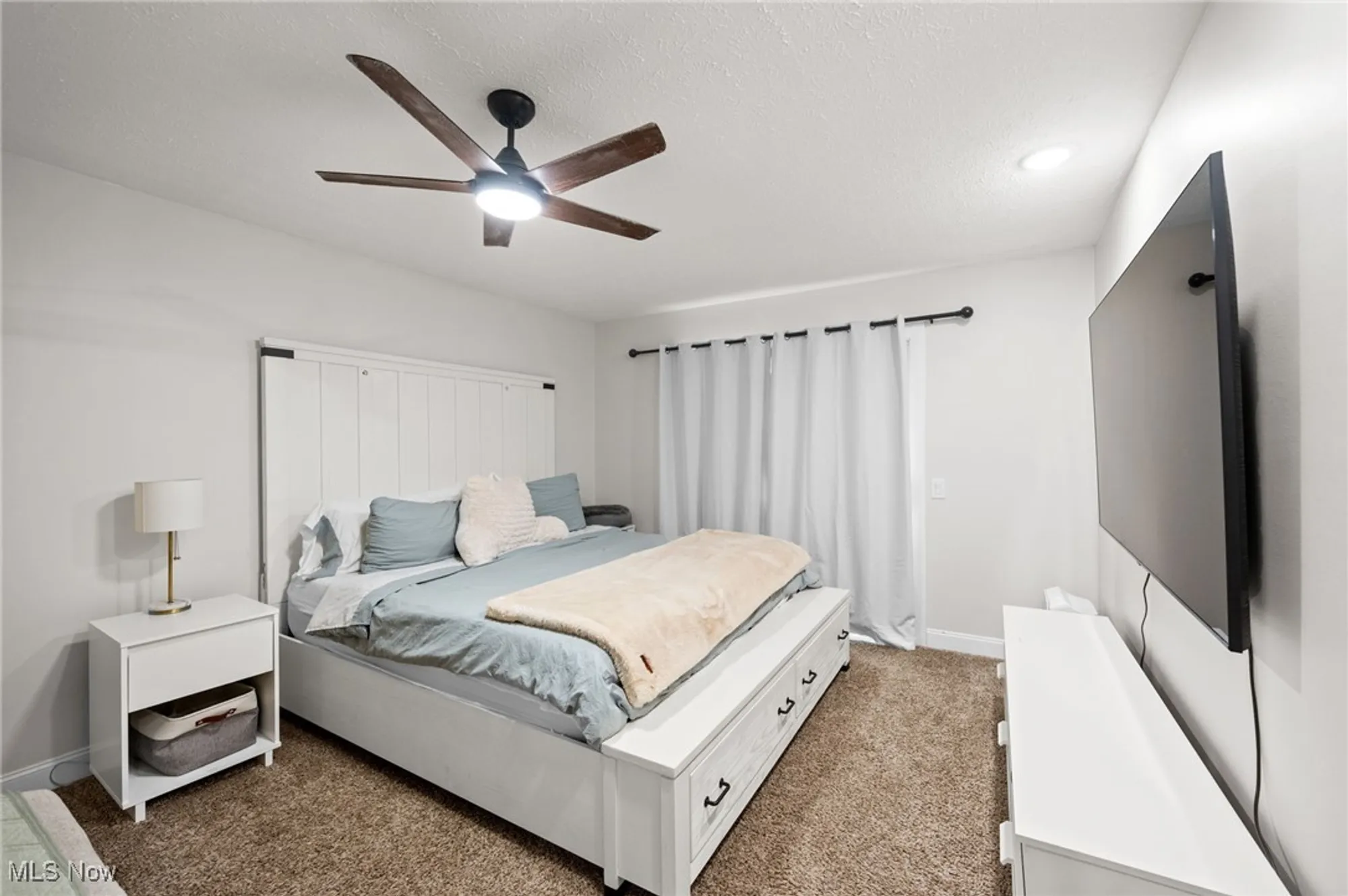 Property Slideshow image 24 of 39 | 9989 plum brook ln, Strongsville, OH, 44149