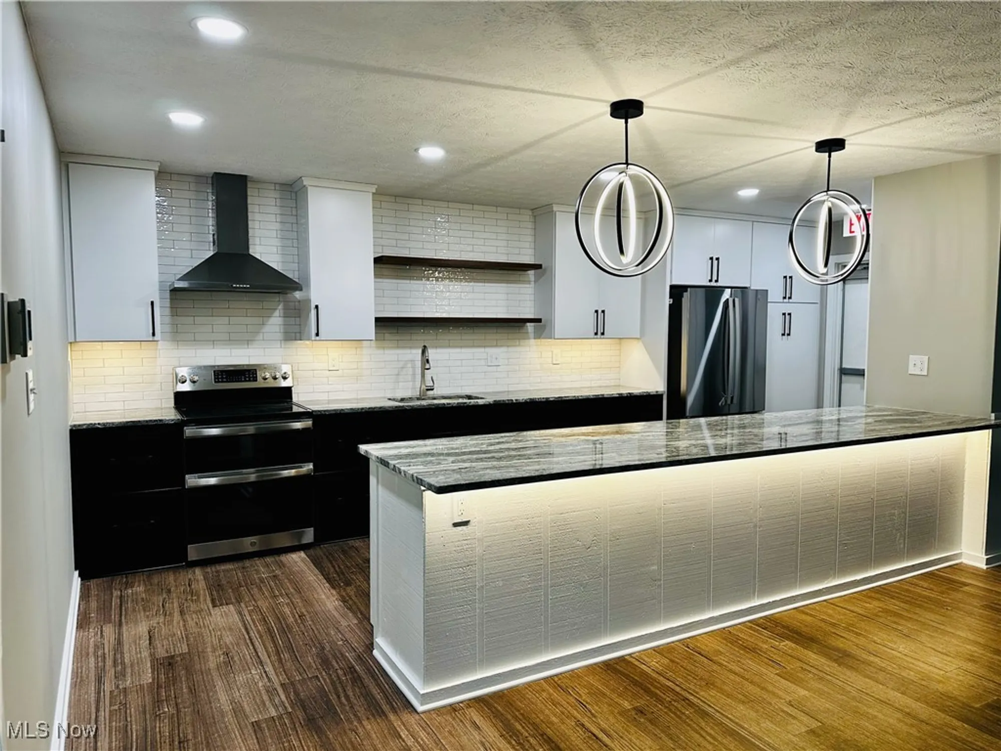 Property Slideshow image 38 of 39 | 9989 plum brook ln, Strongsville, OH, 44149