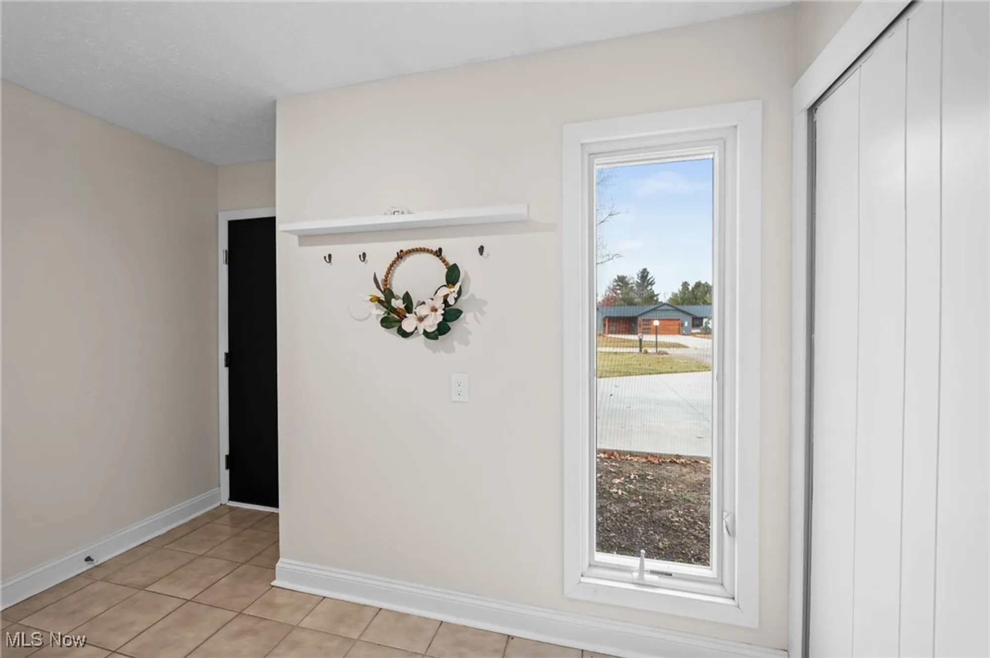 Property Slideshow image 31 of 39 | 9989 plum brook ln, Strongsville, OH, 44149