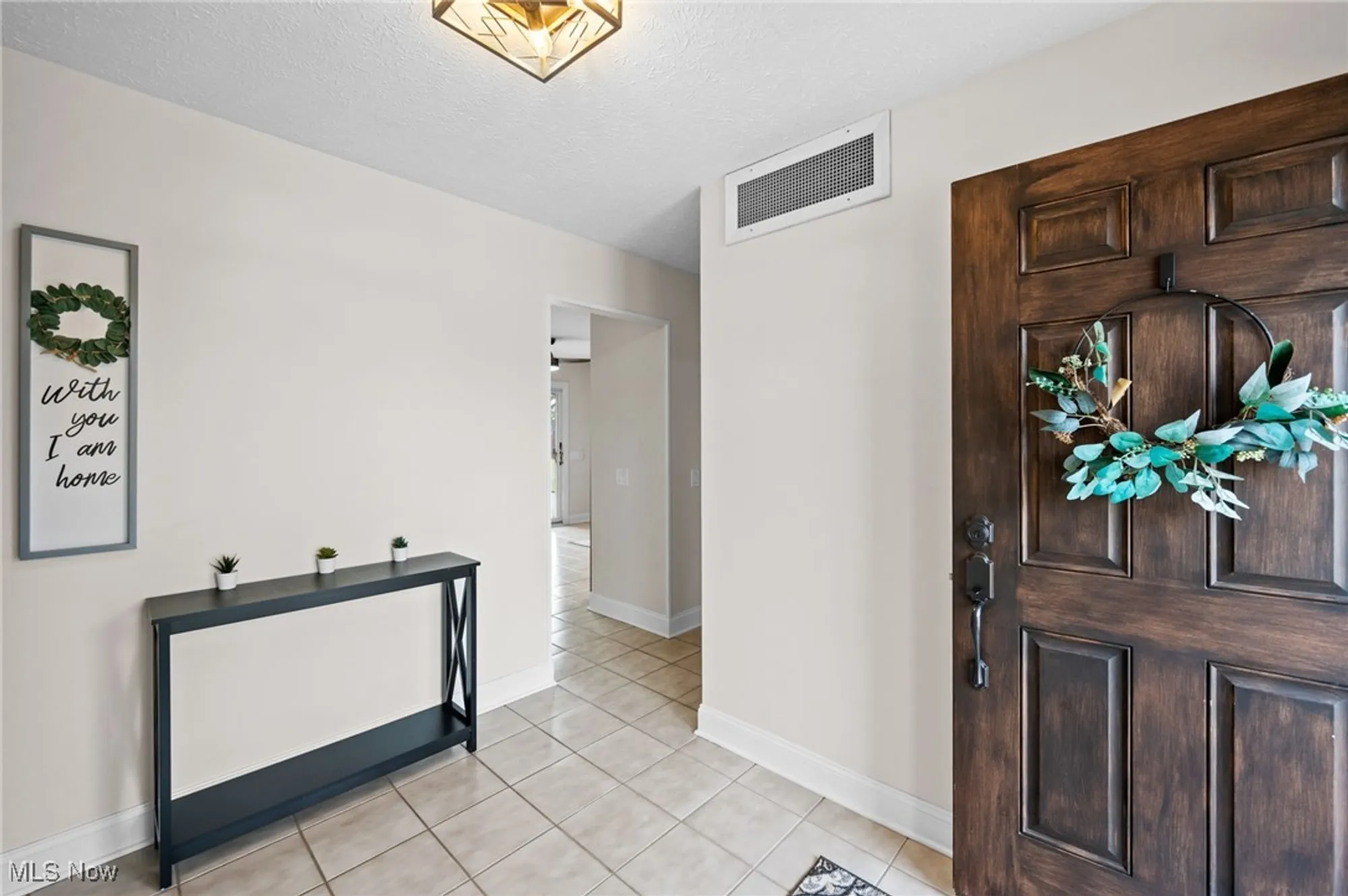 Property Slideshow image 5 of 39 | 9989 plum brook ln, Strongsville, OH, 44149