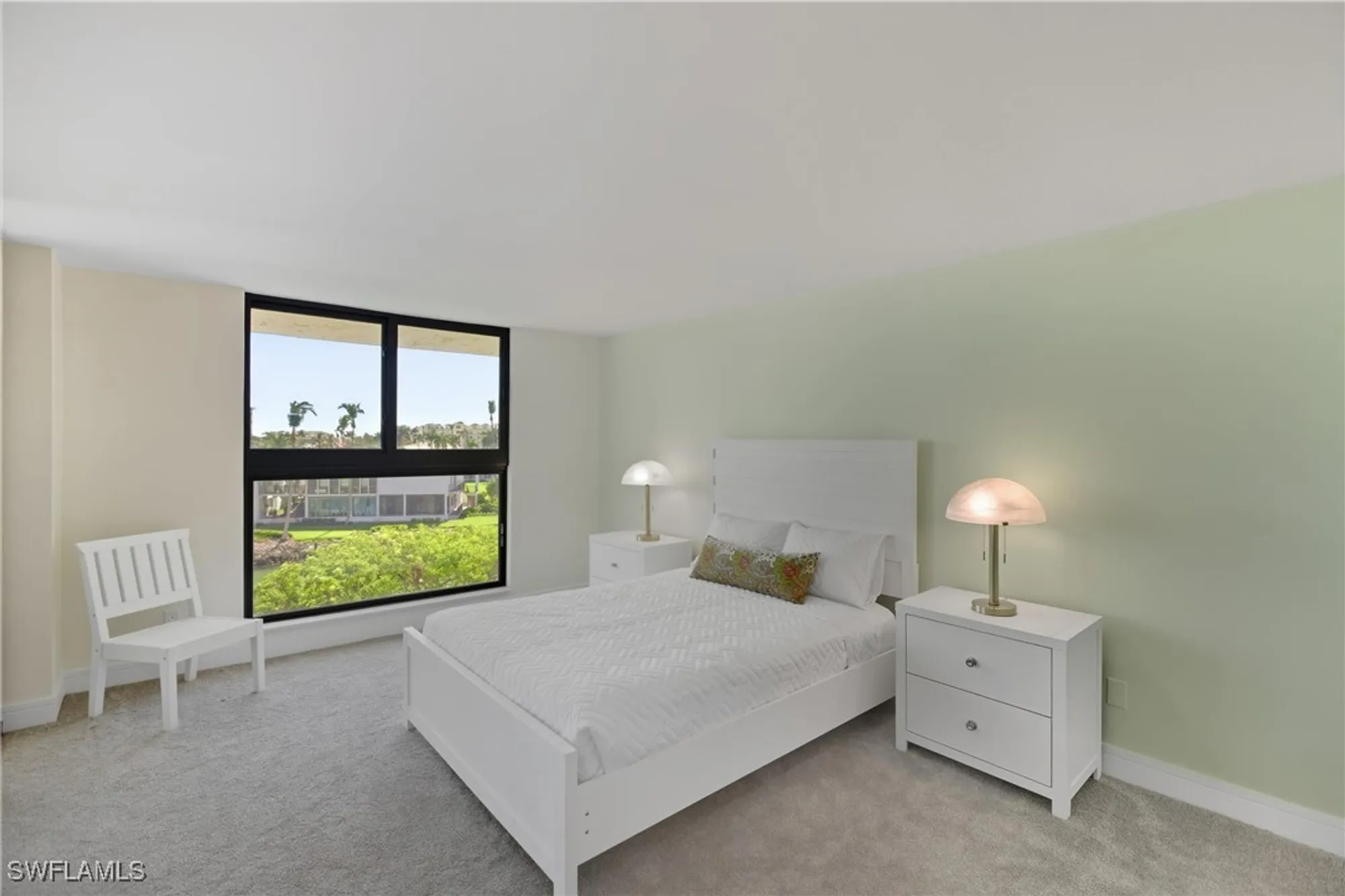 Property Slideshow image 16 of 49 | 2316 gulf shore blvd n # 411, Naples, FL, 34103
