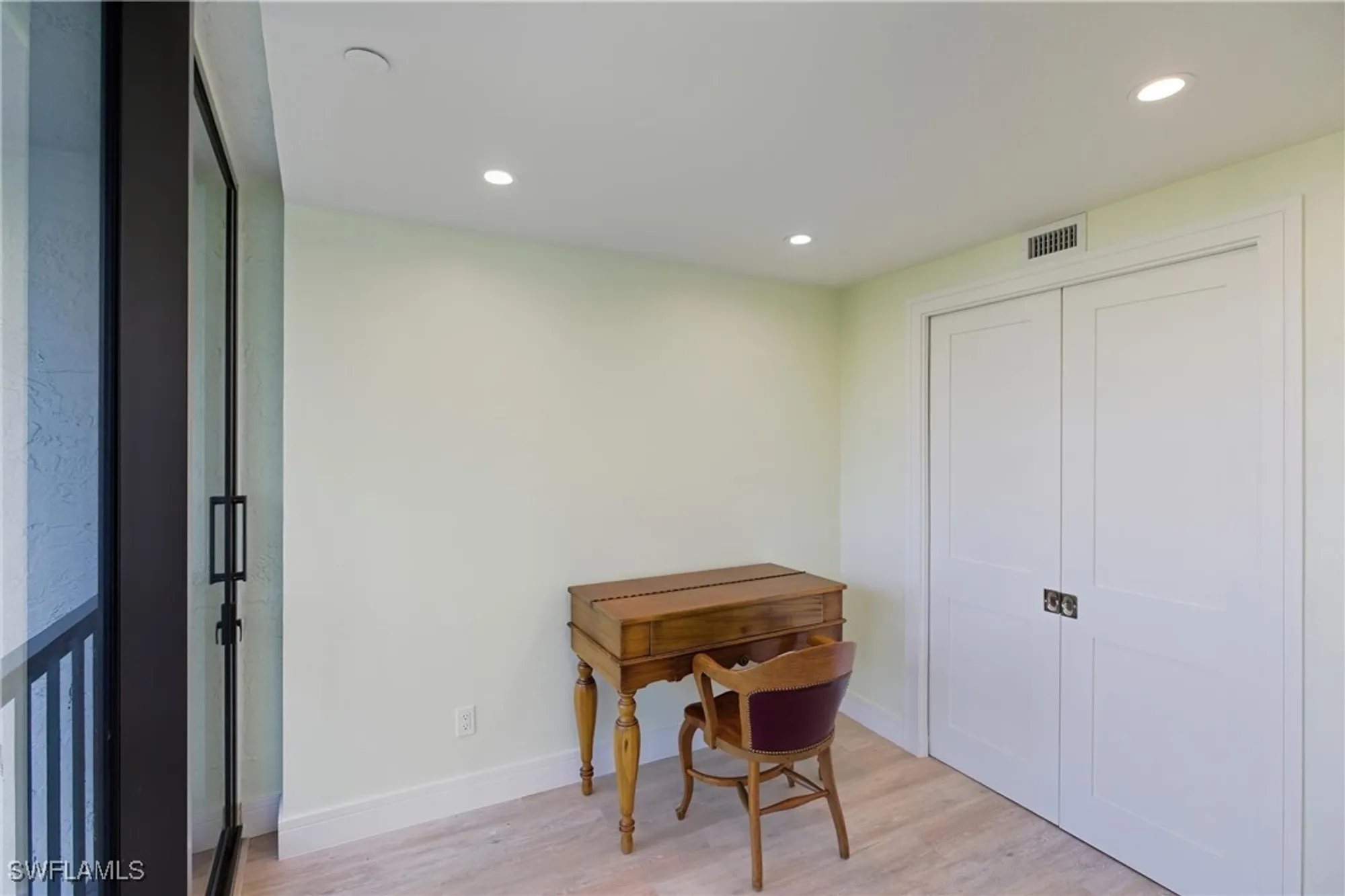 Property Slideshow image 35 of 49 | 2316 gulf shore blvd n # 411, Naples, FL, 34103