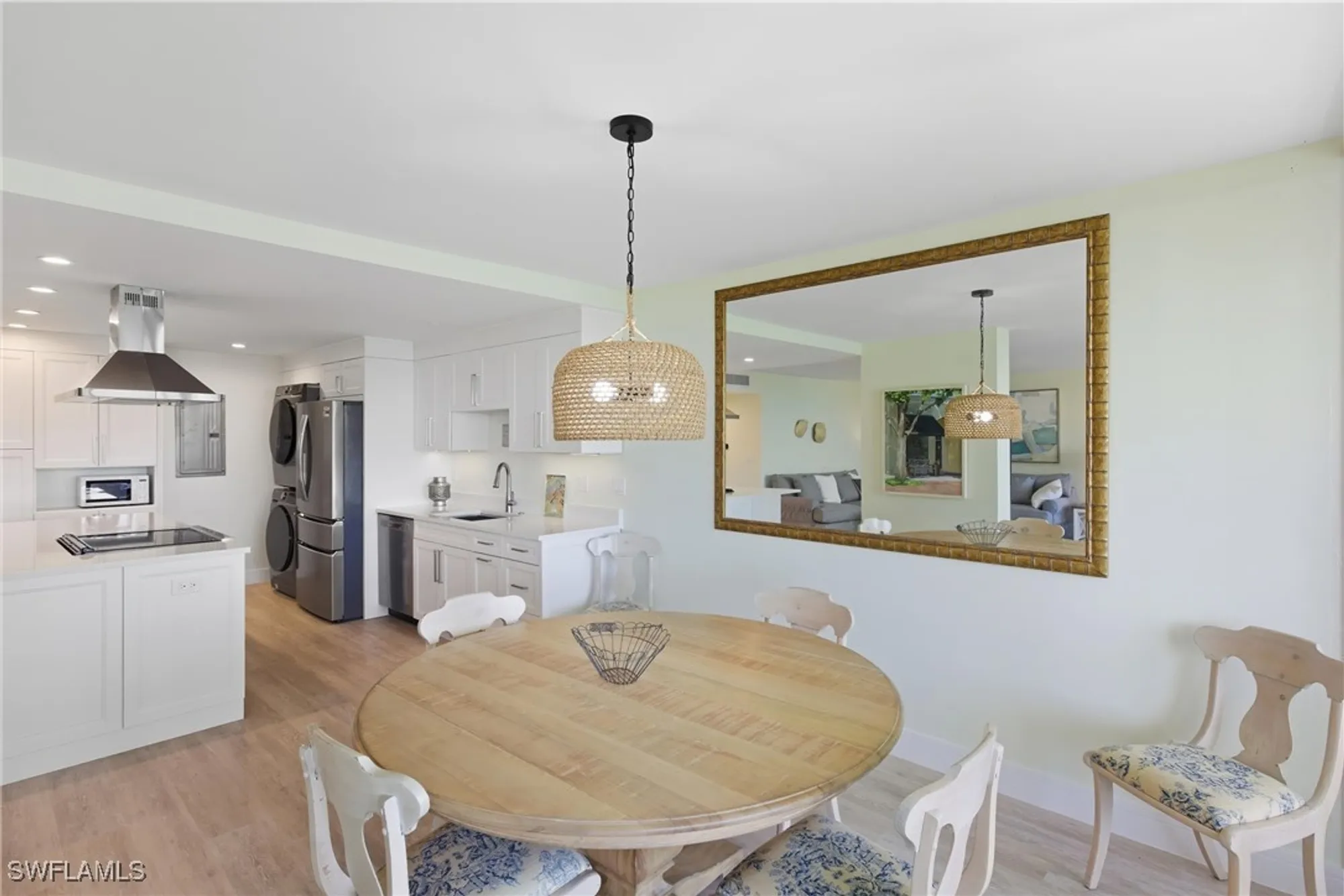 Property Slideshow image 8 of 49 | 2316 gulf shore blvd n # 411, Naples, FL, 34103