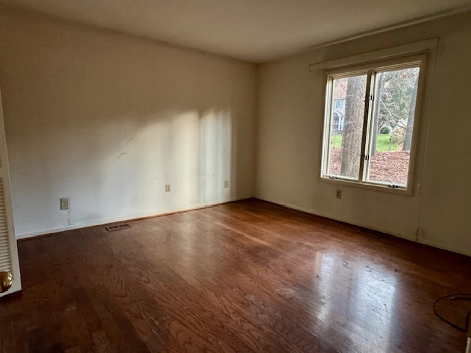 Property Slideshow image 13 of 21 | 220 richard burbydge, Williamsburg, VA, 23185