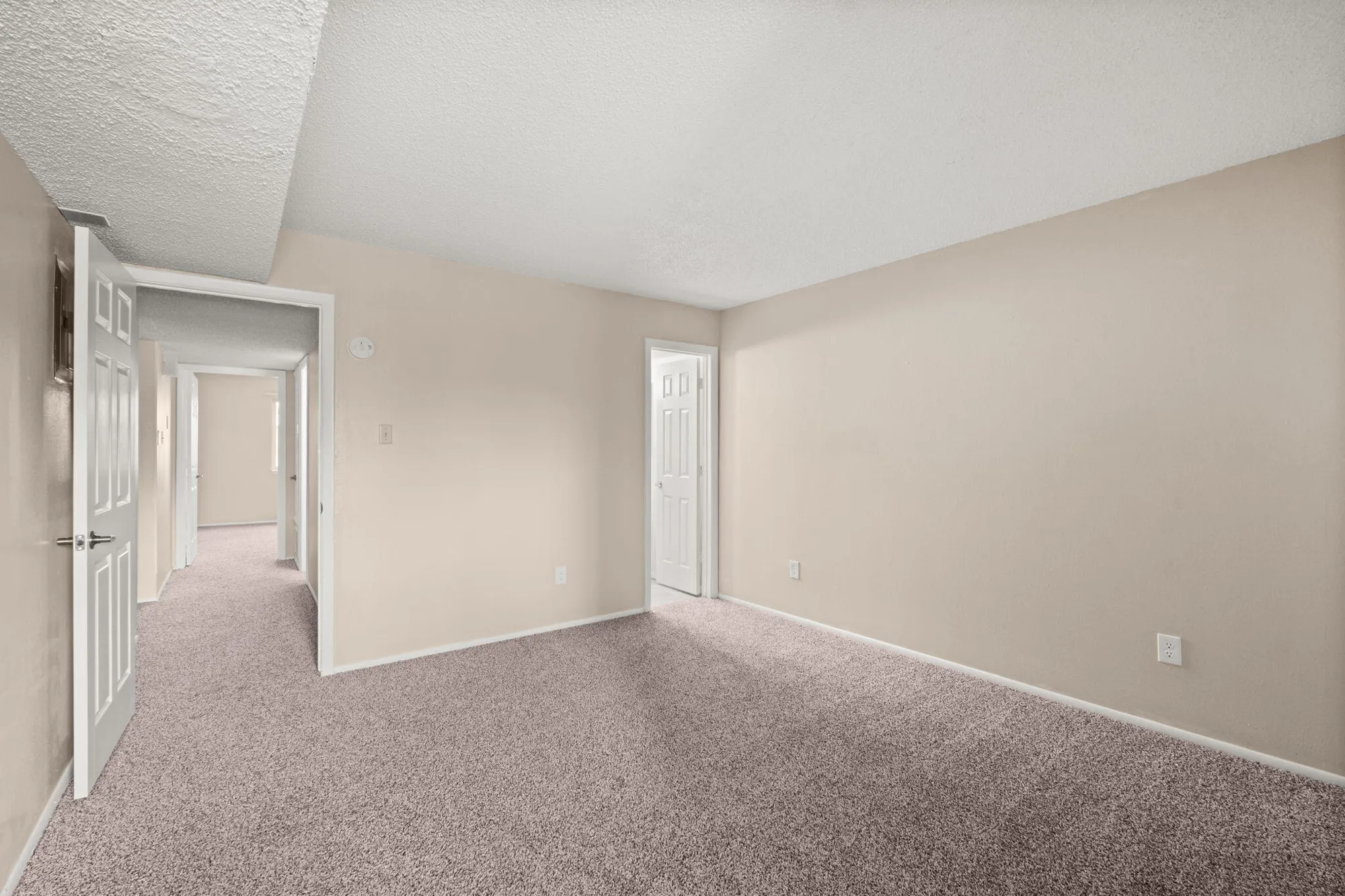 Property Slideshow image 11 of 18 | 1344 grande blvd g, Rio Rancho, NM, 87124
