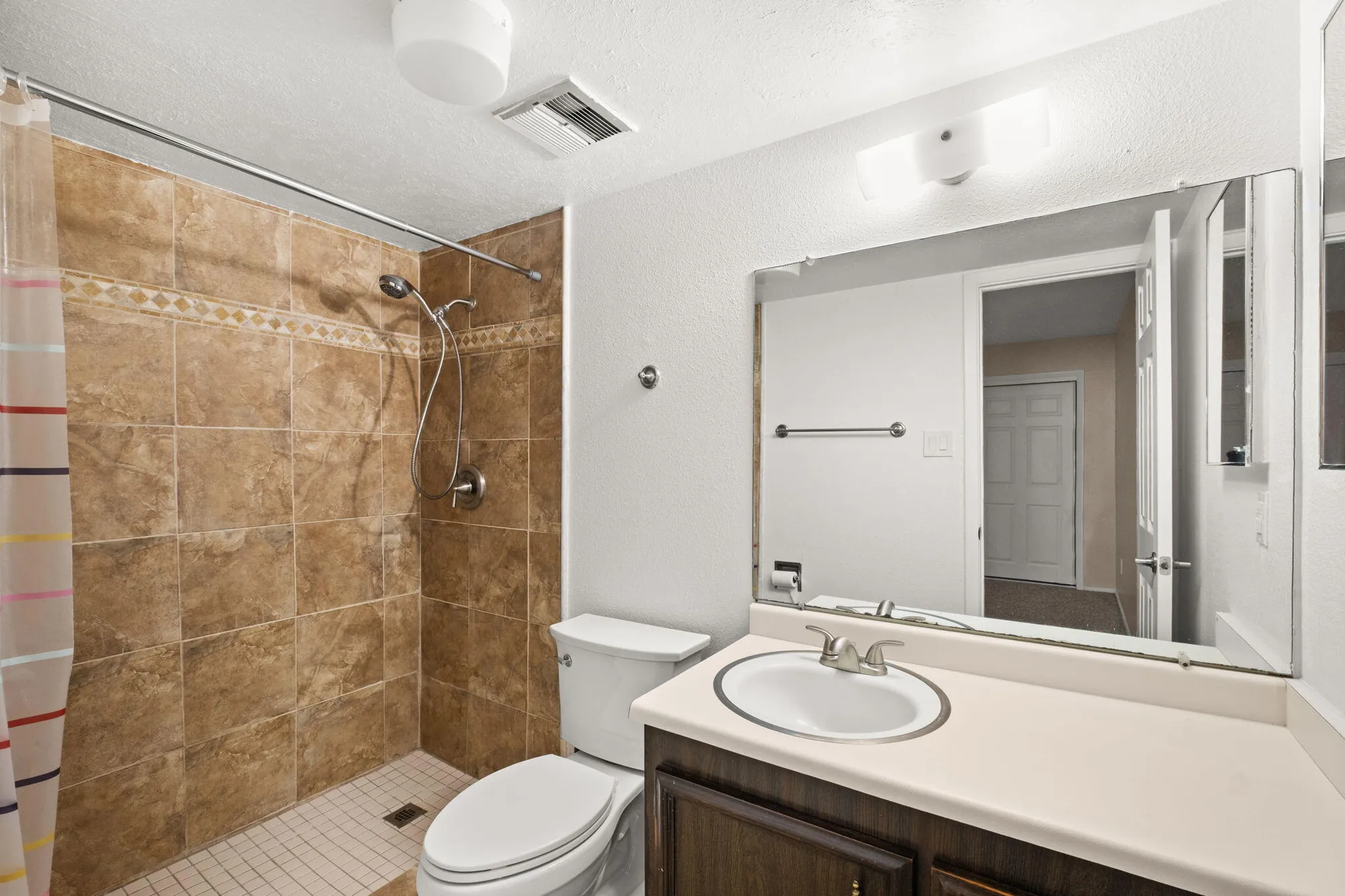 Property Slideshow image 12 of 18 | 1344 grande blvd g, Rio Rancho, NM, 87124