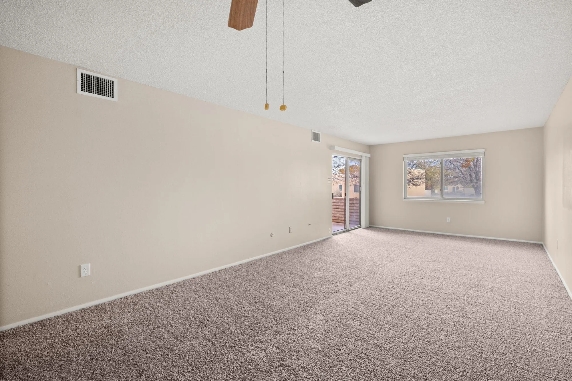 Property Slideshow image 5 of 18 | 1344 grande blvd g, Rio Rancho, NM, 87124