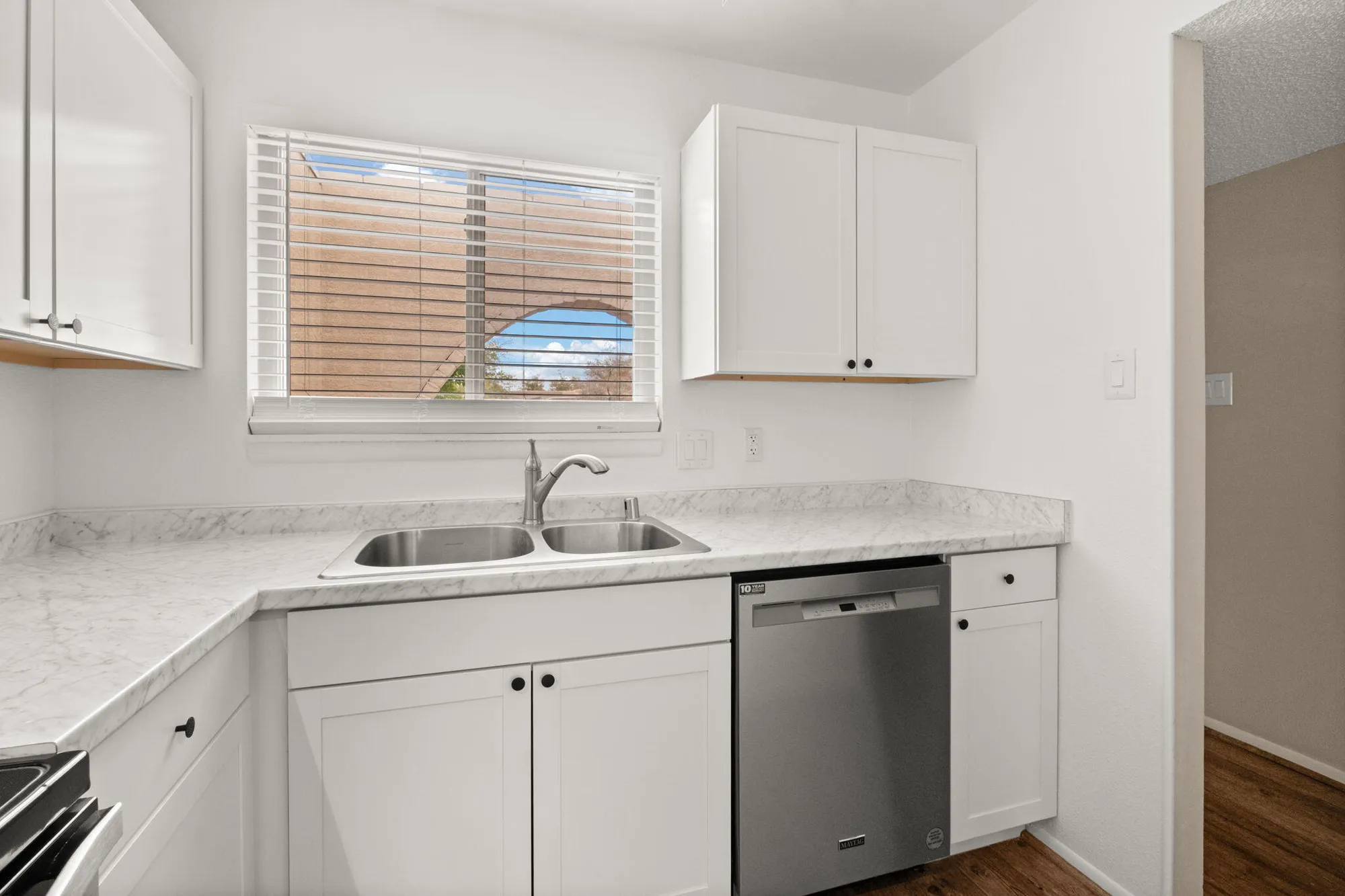 Property Slideshow image 8 of 18 | 1344 grande blvd g, Rio Rancho, NM, 87124